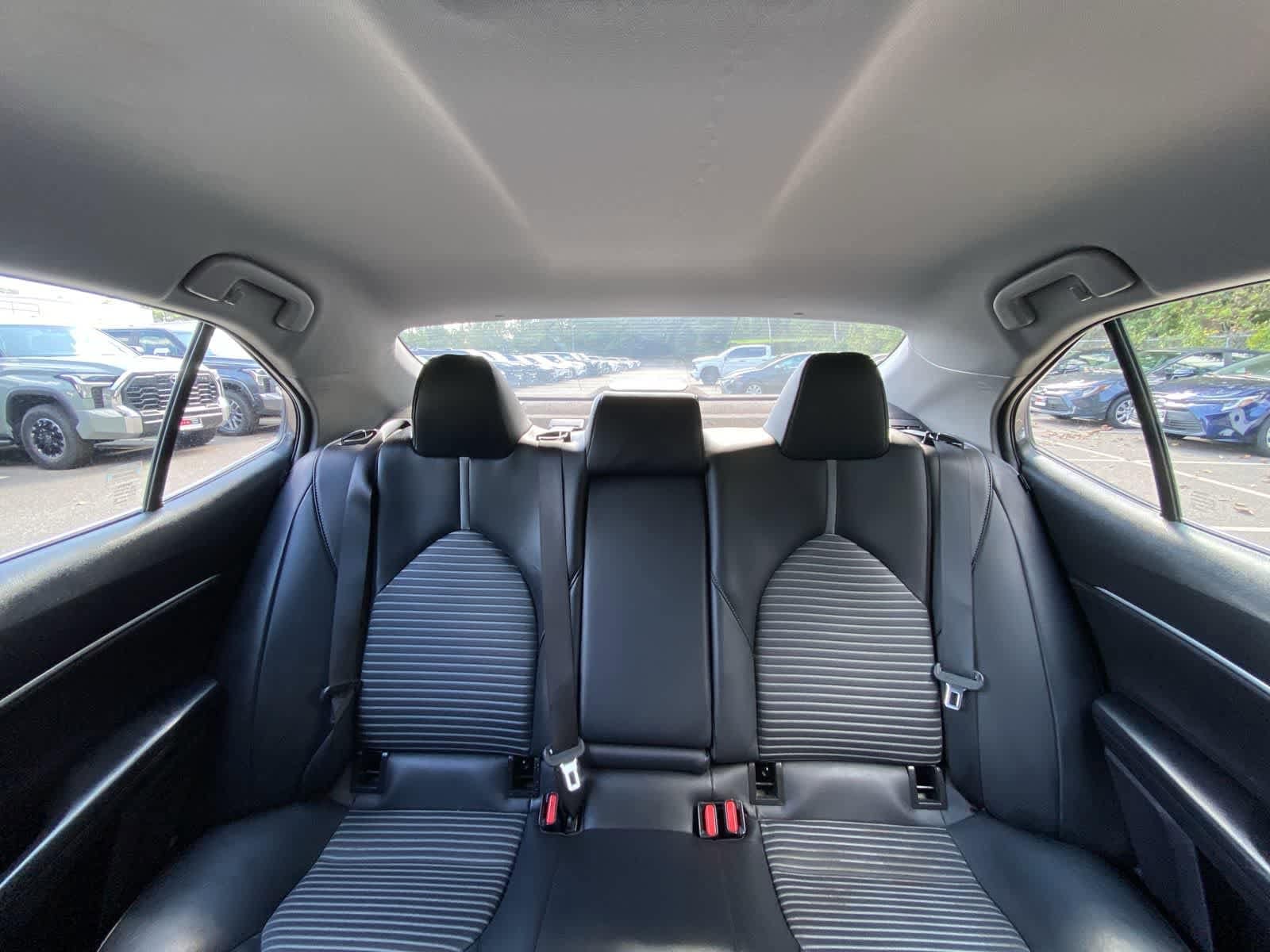 Thumbnail: 2023 Toyota Camry - 24