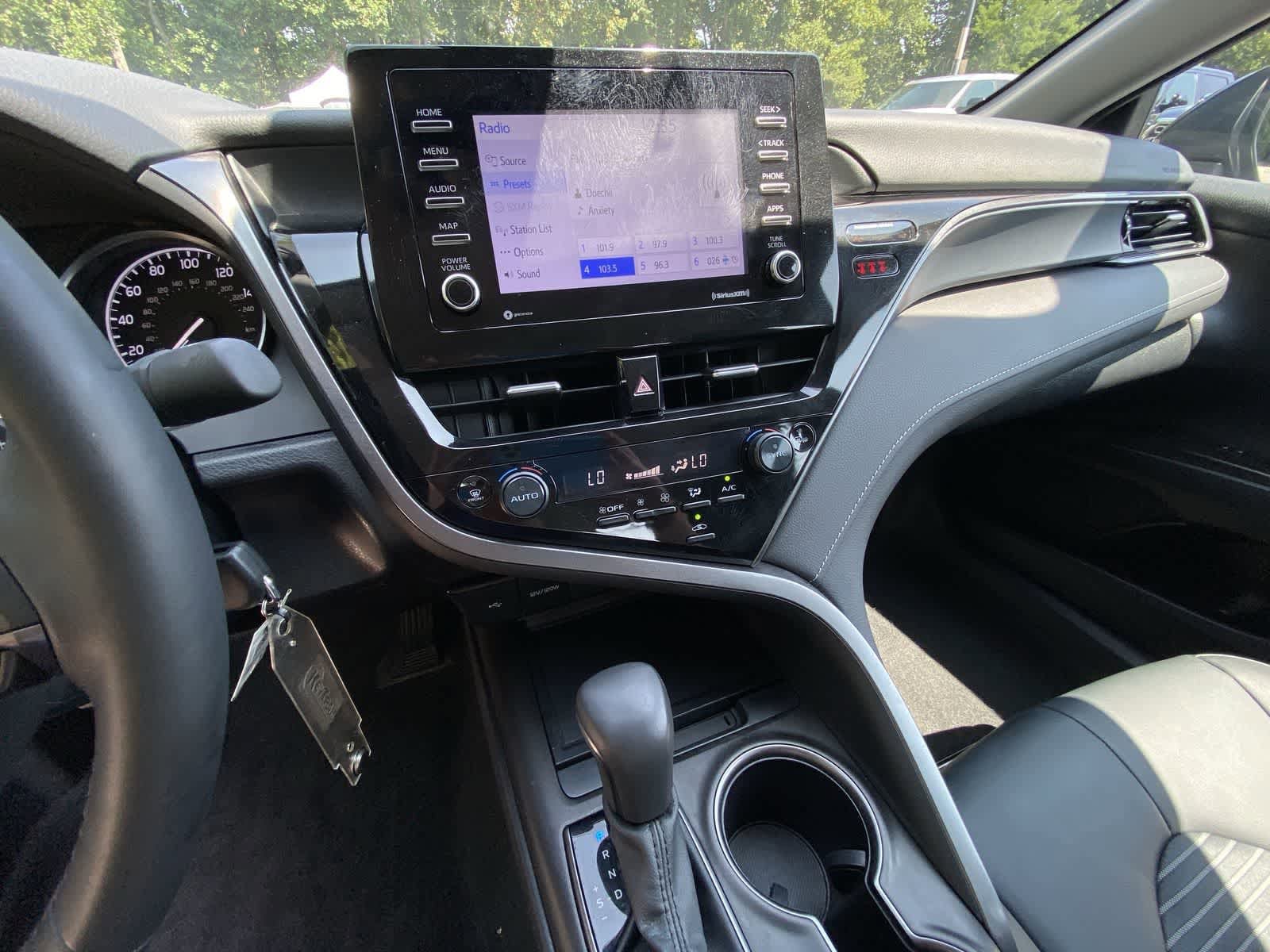 Thumbnail: 2024 Toyota Camry - 19