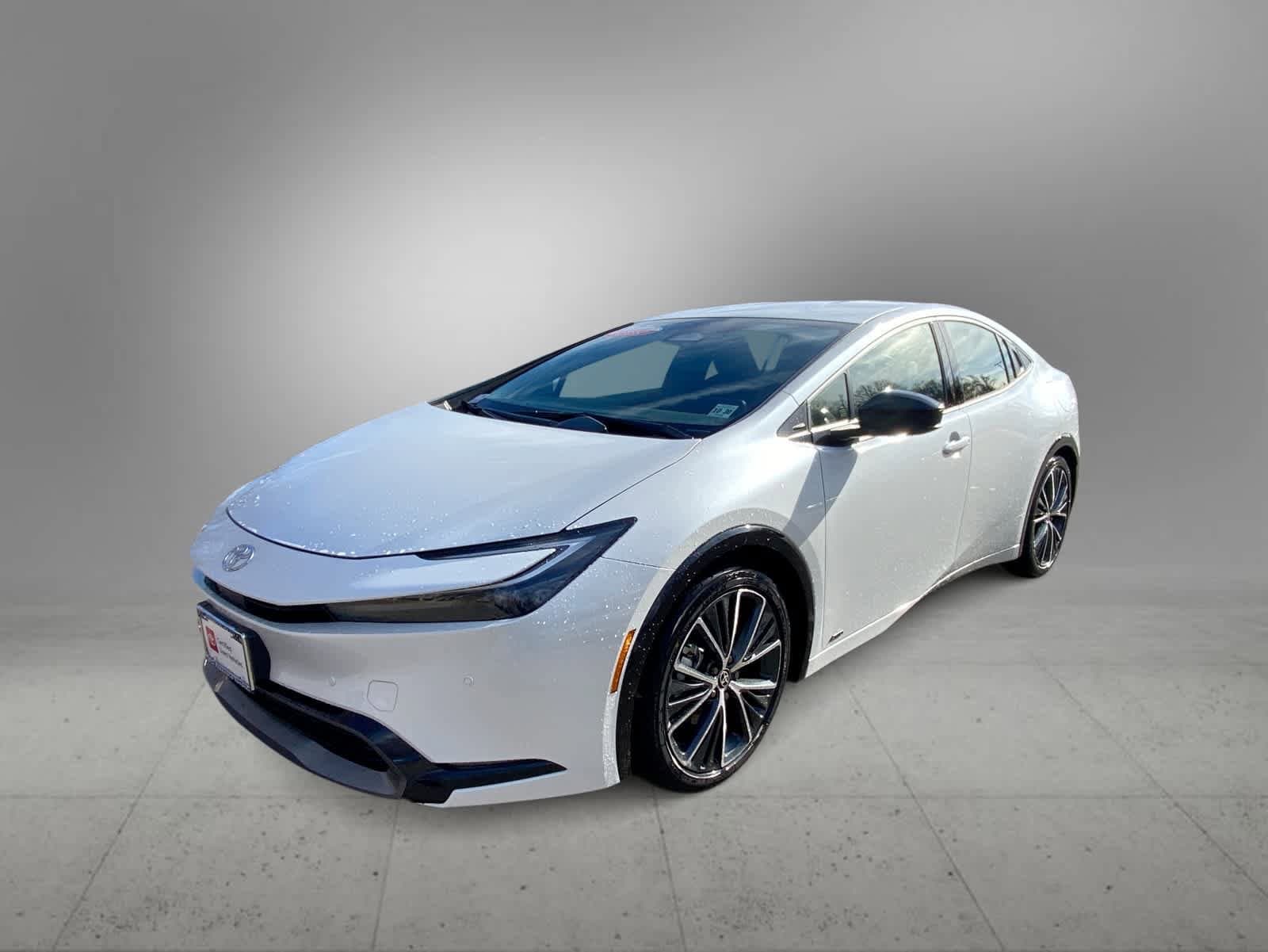 2026 Toyota Prius XLE's photo