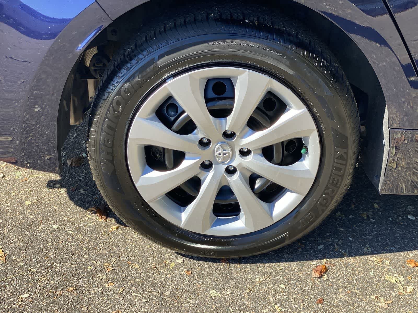 Thumbnail: 2024 Toyota Corolla - 13