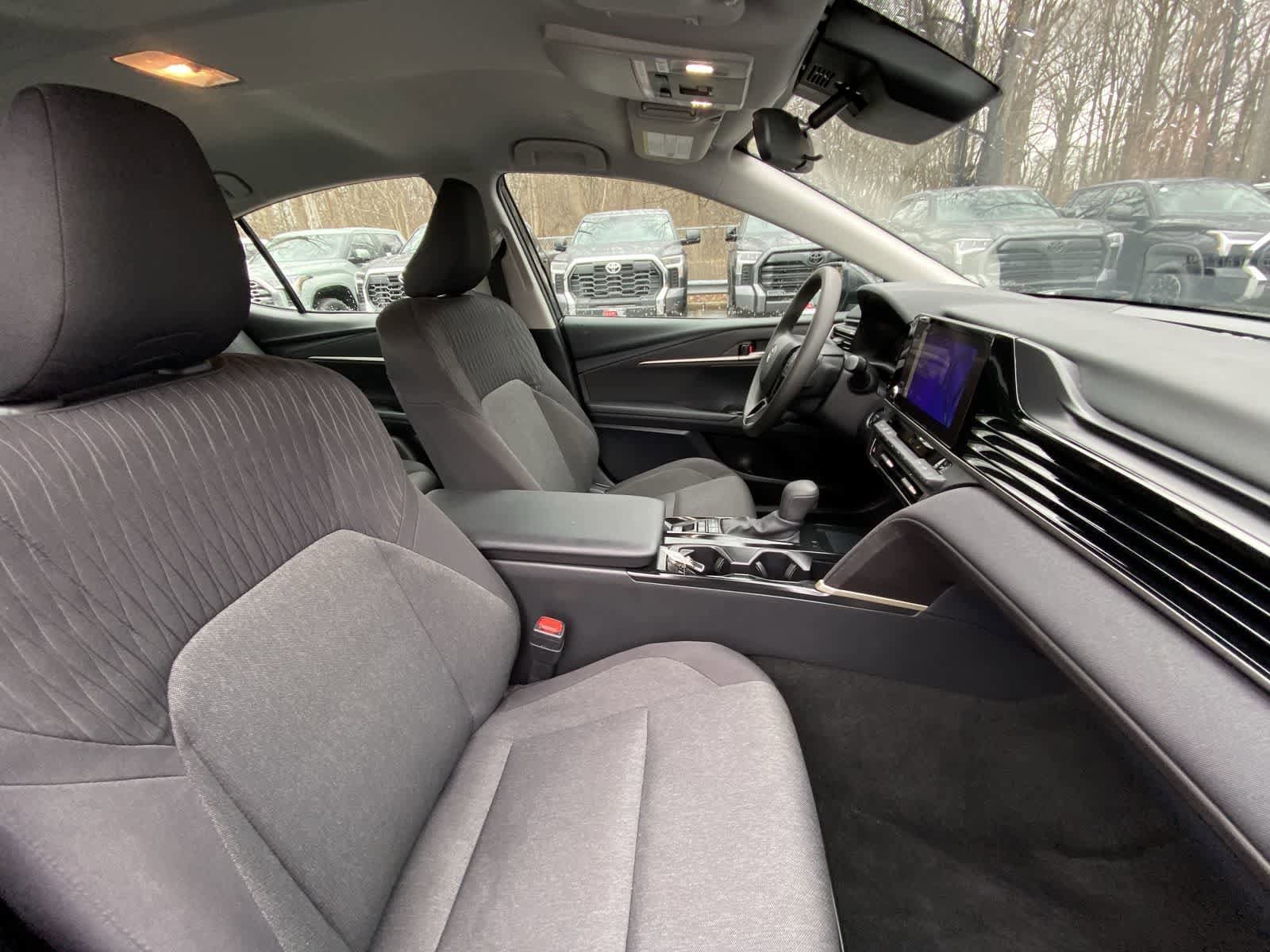 Thumbnail: 2025 Toyota Camry - 28