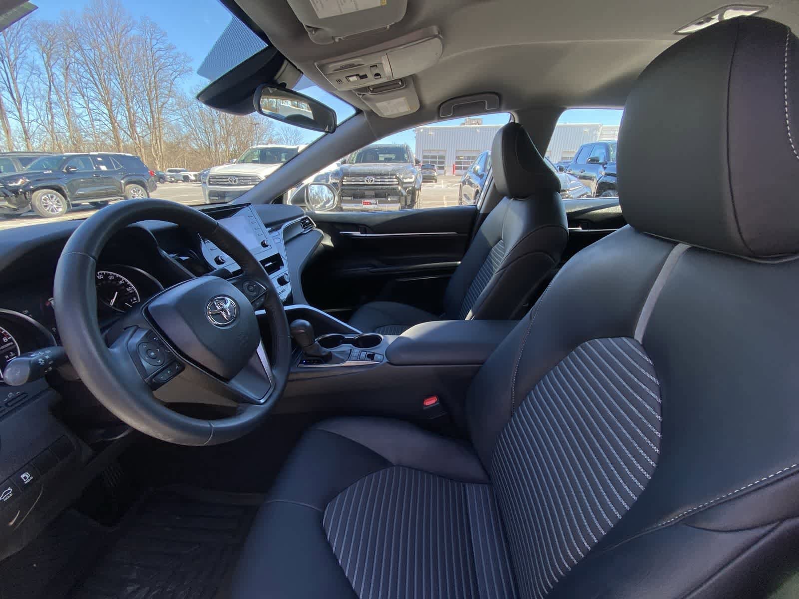 Thumbnail: 2023 Toyota Camry - 24