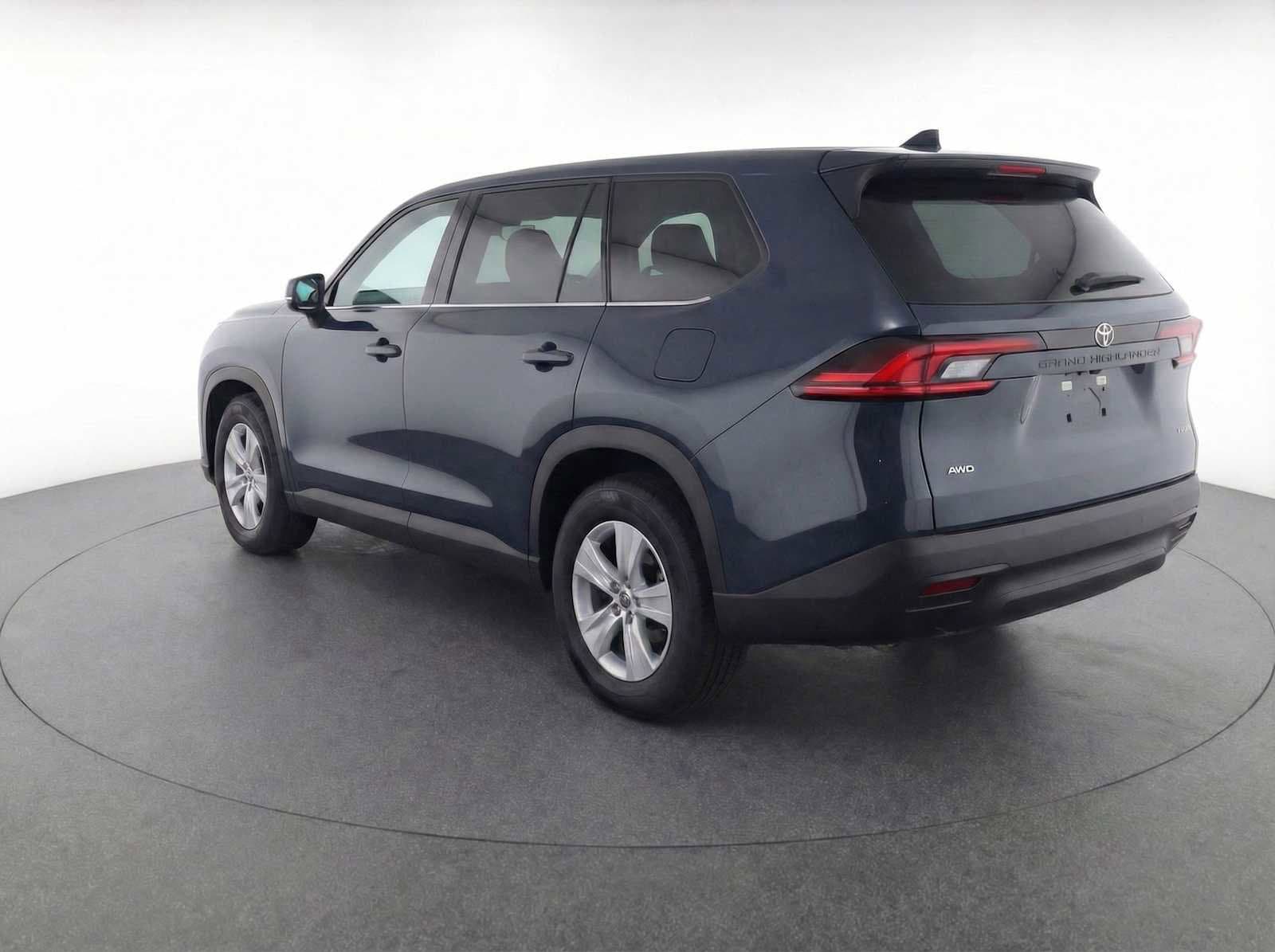 Thumbnail: 2026 Toyota Grand Highlander - 5