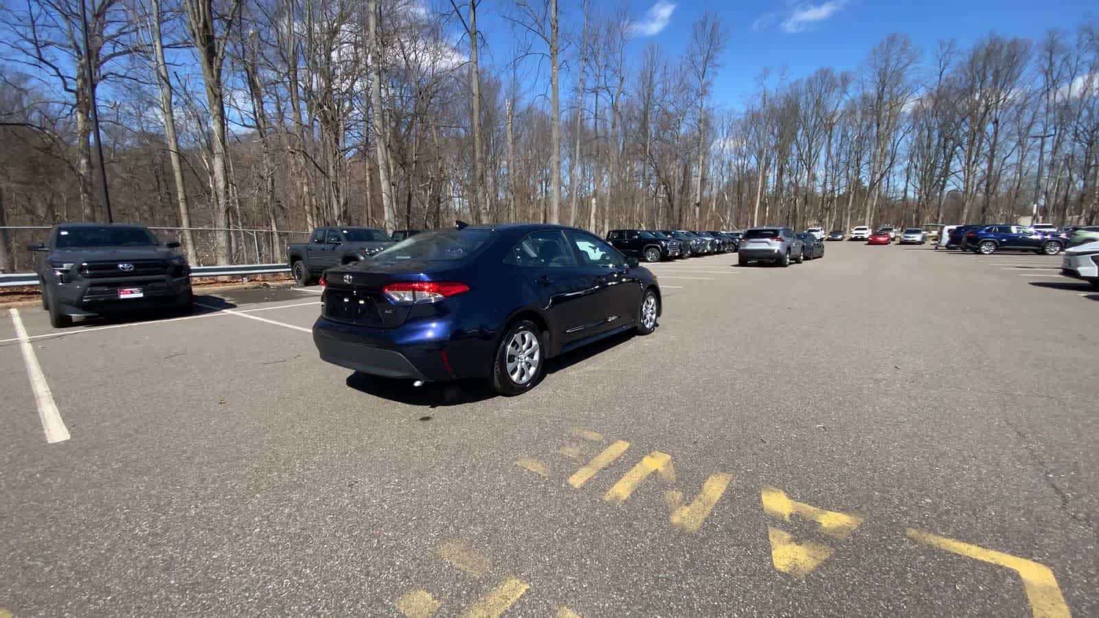 Thumbnail: 2025 Toyota Corolla - 5