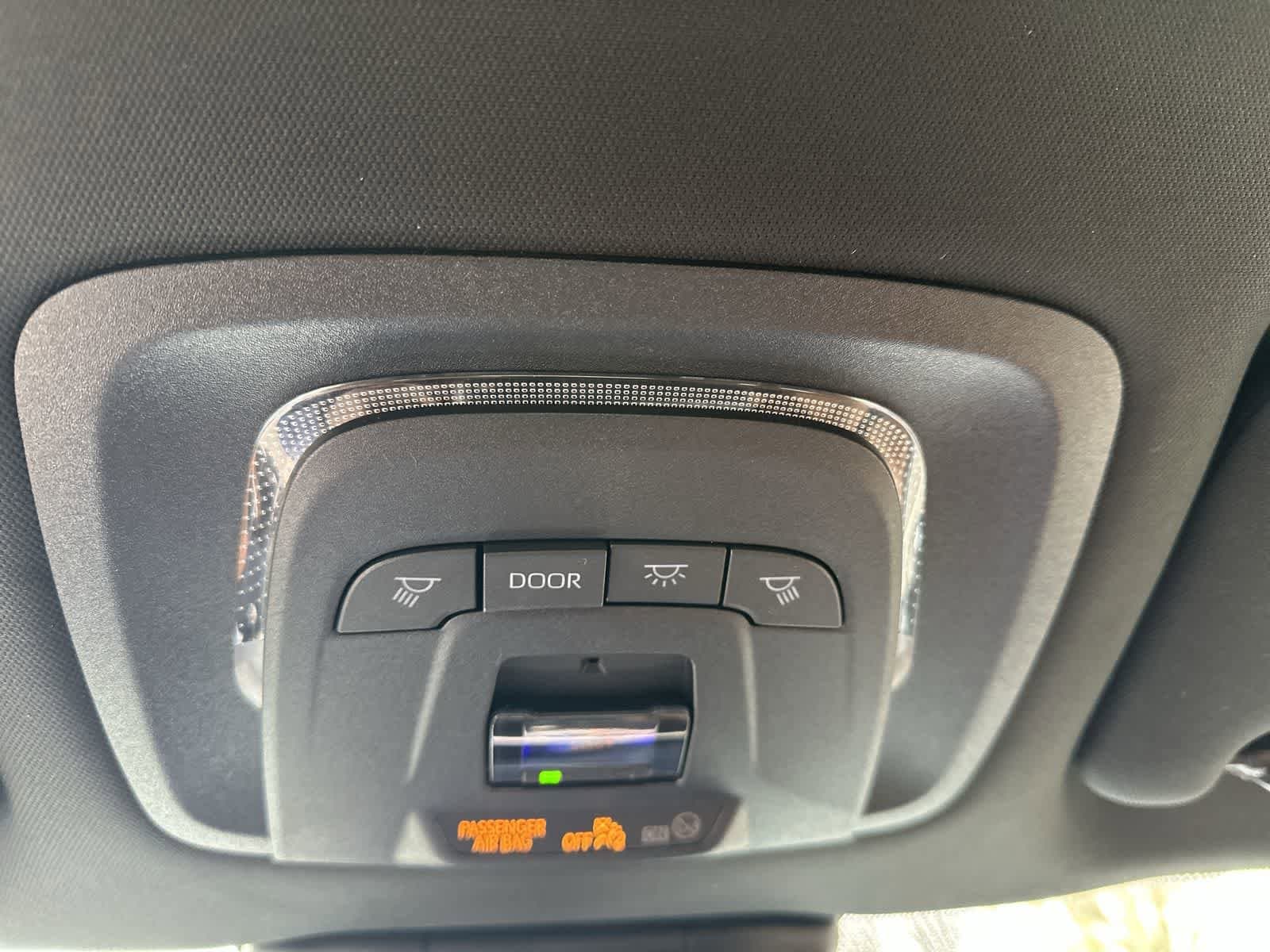 Thumbnail: 2025 Toyota Crown Signia - 23