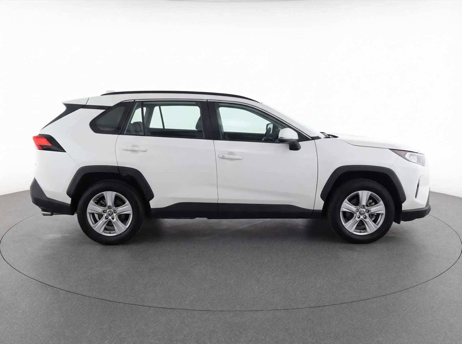 Thumbnail: 2025 Toyota RAV4 - 11