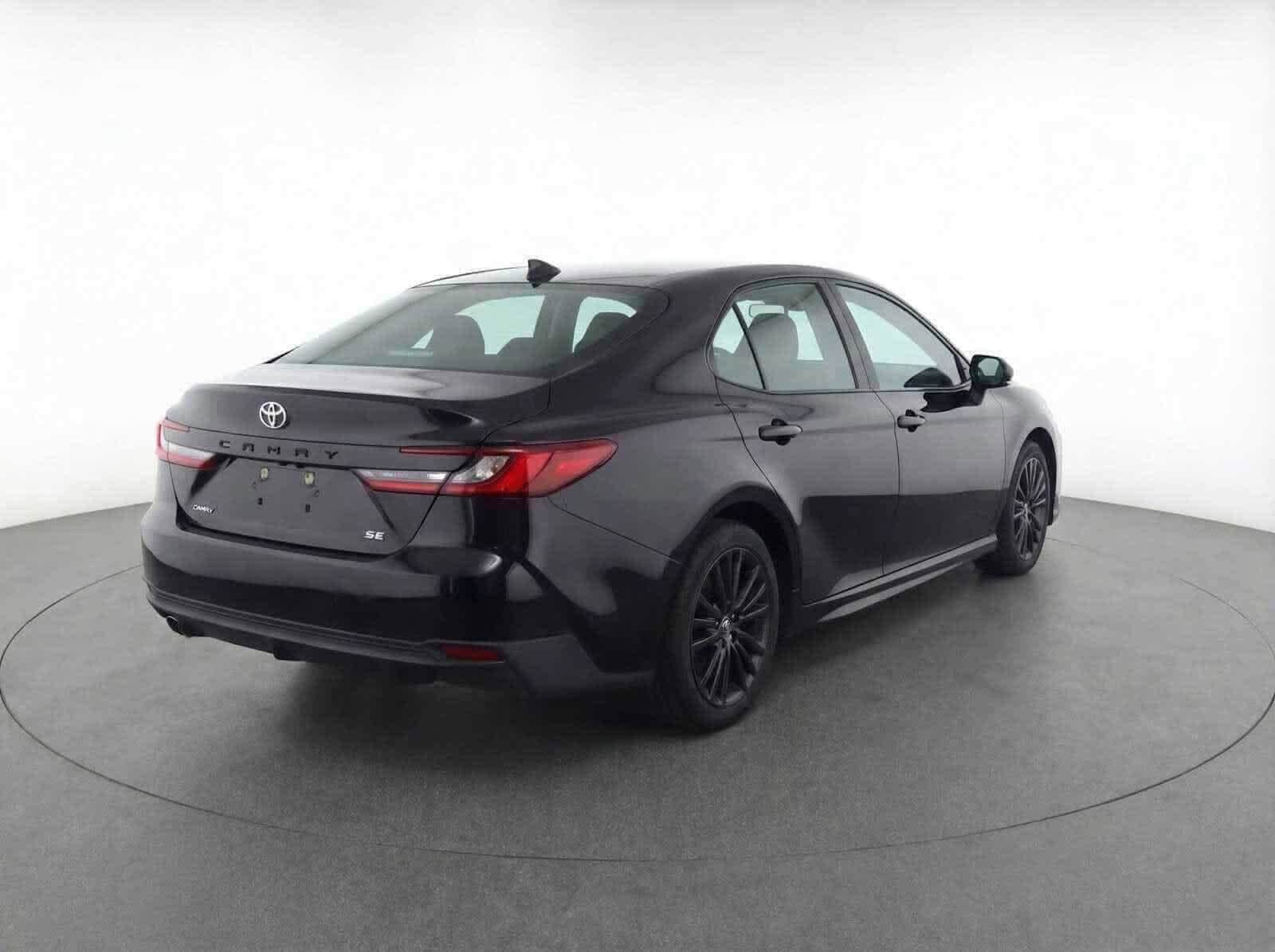 Thumbnail: 2025 Toyota Camry - 5