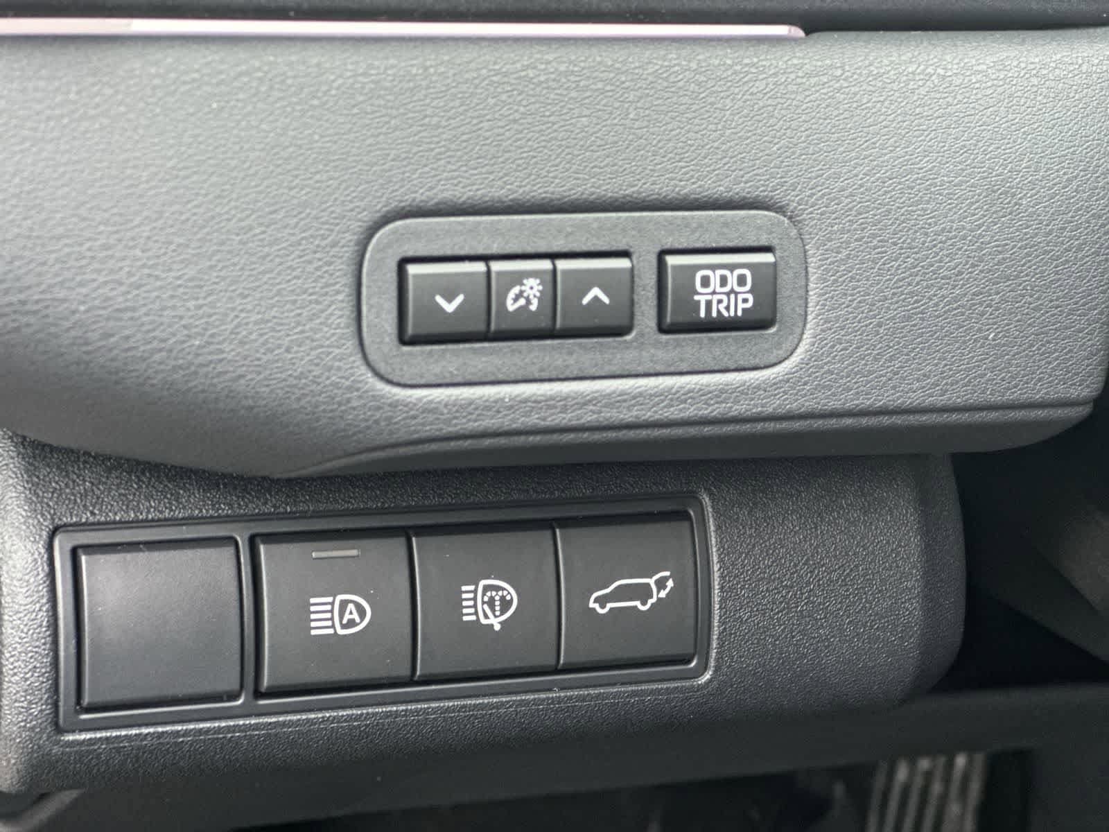 Thumbnail: 2026 Toyota bZ - 23