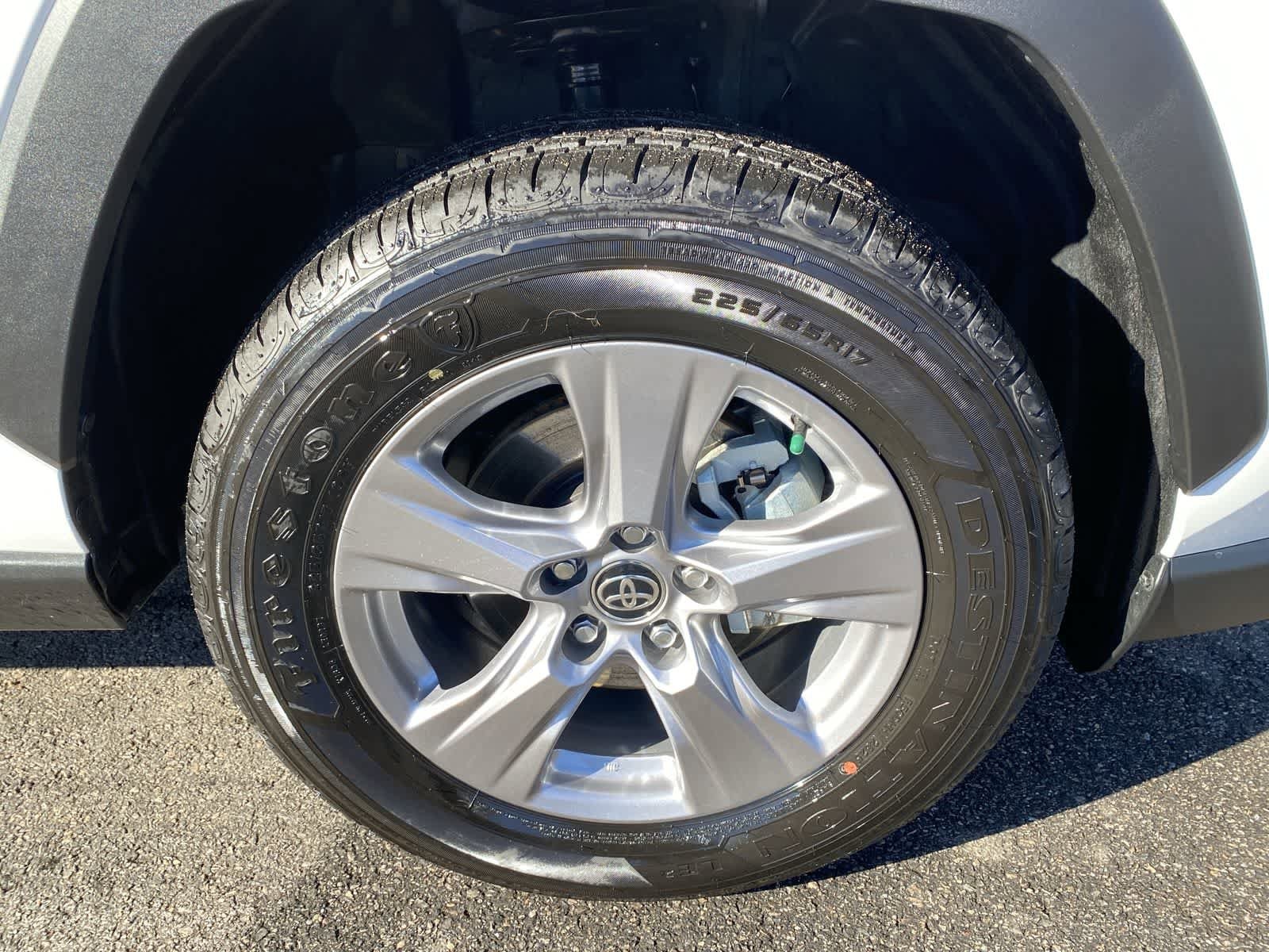 Thumbnail: 2025 Toyota RAV4 - 14