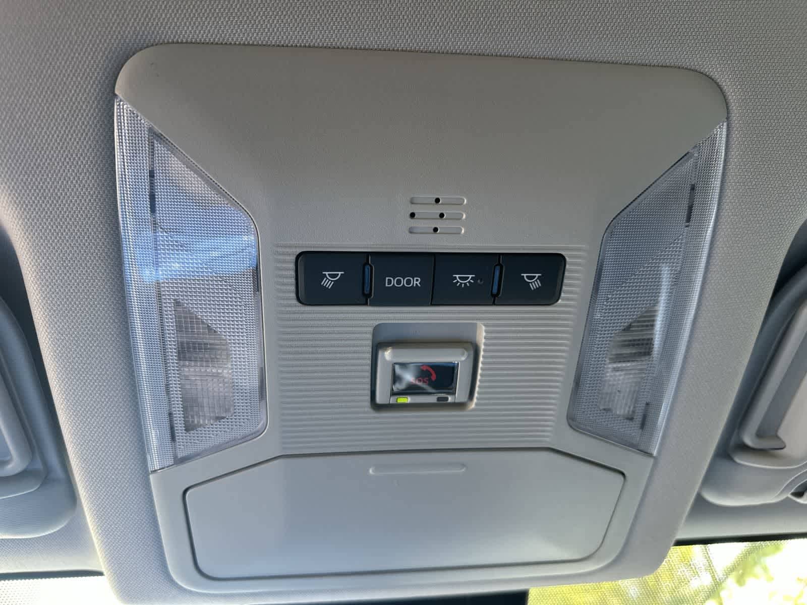 Thumbnail: 2025 Toyota RAV4 - 21