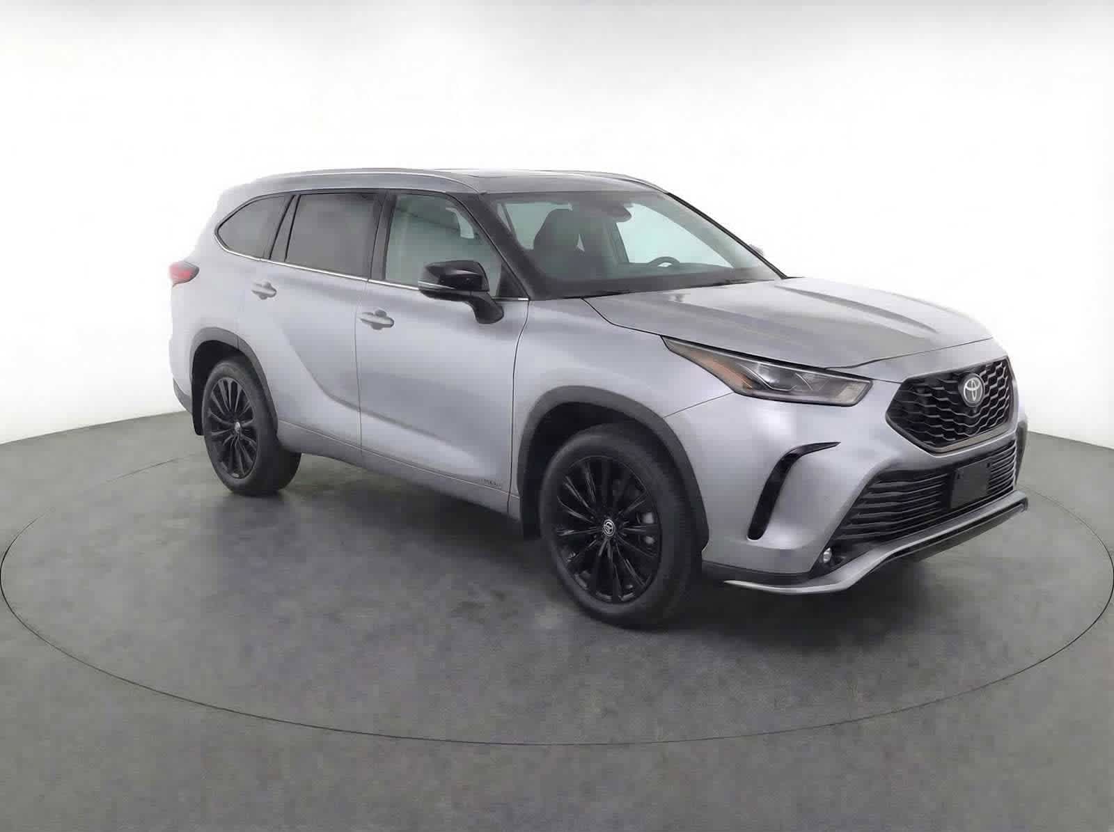 Thumbnail: 2025 Toyota Highlander - 3