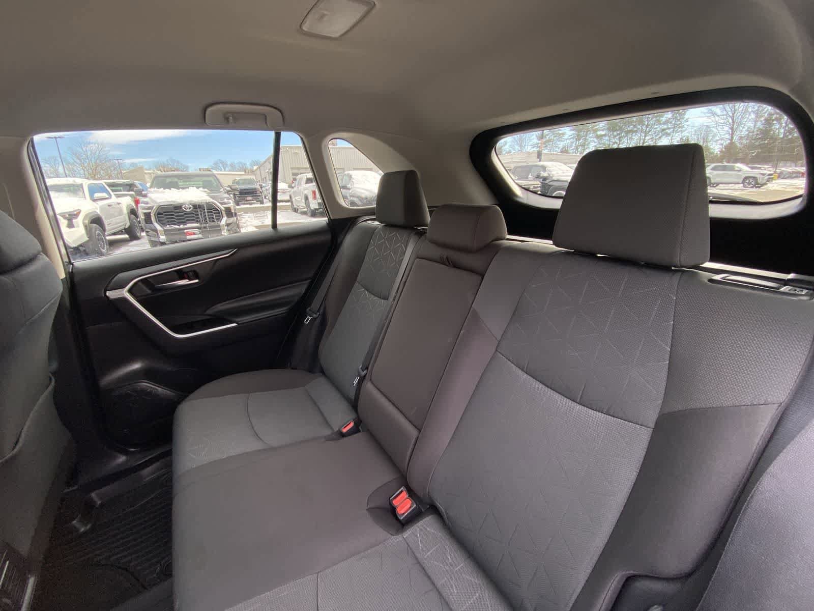 Thumbnail: 2024 Toyota RAV4 - 22