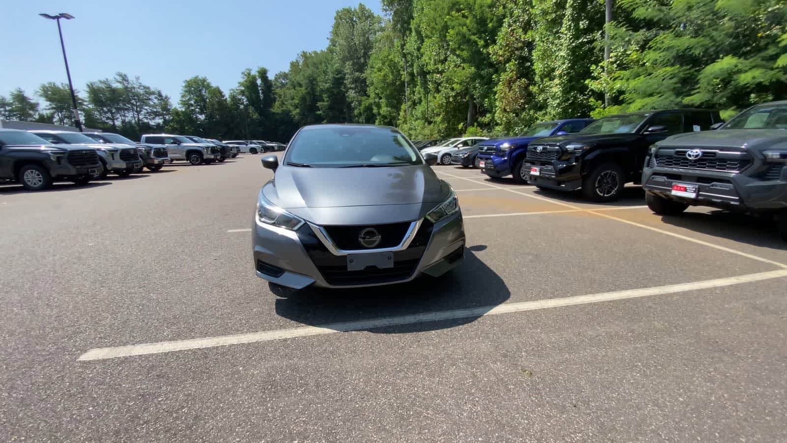 Thumbnail: 2020 Nissan Versa - 3