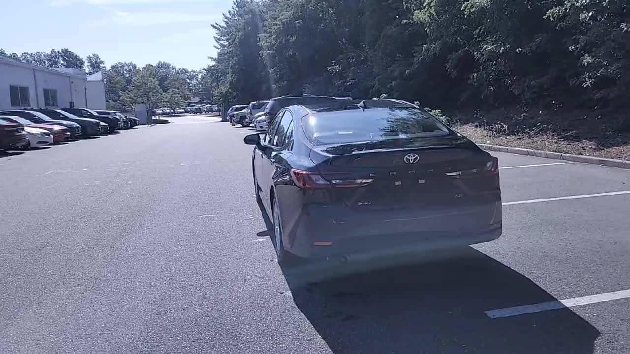 Thumbnail: 2025 Toyota Camry - 7