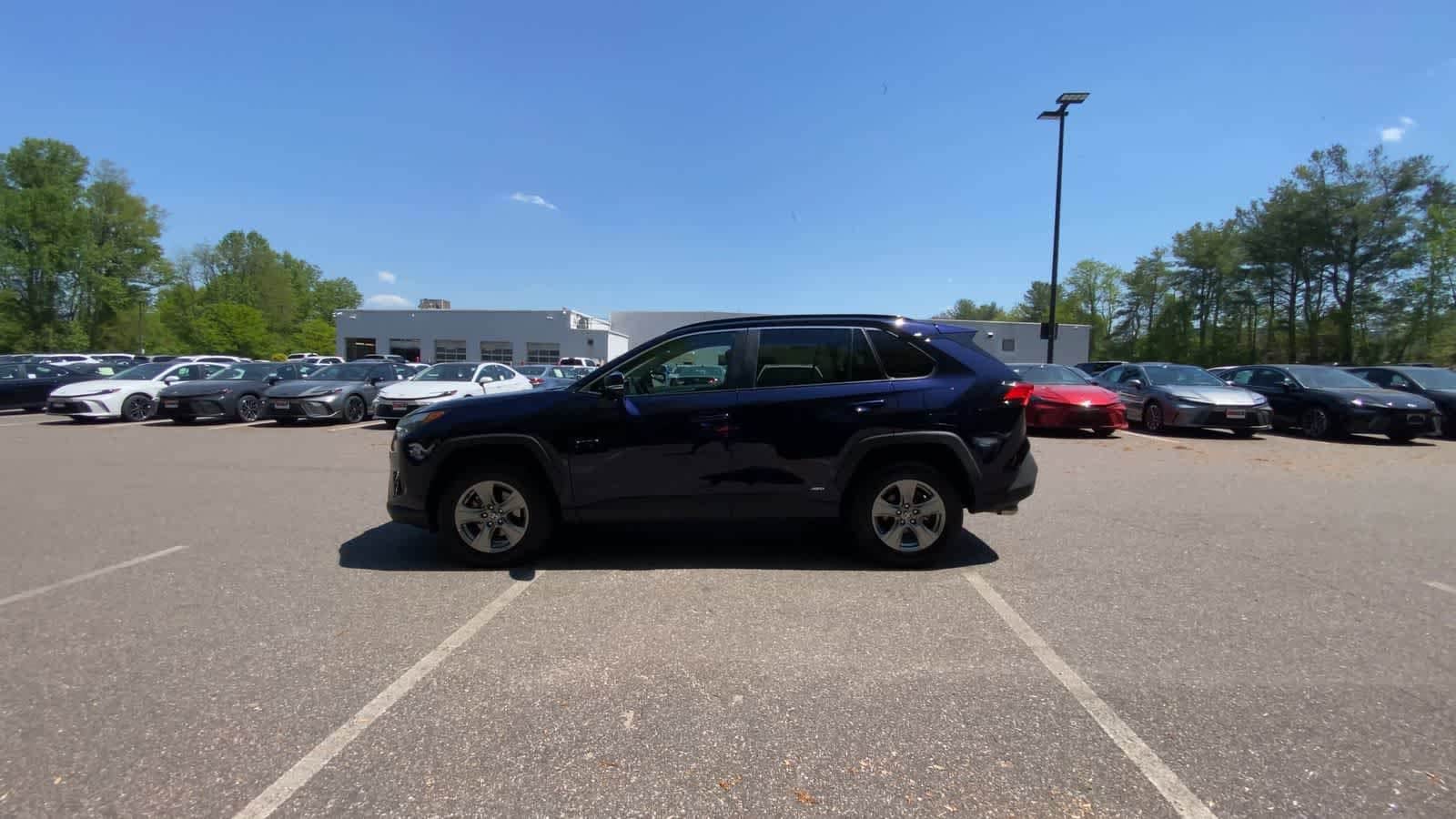 Thumbnail: 2024 Toyota RAV4 - 5