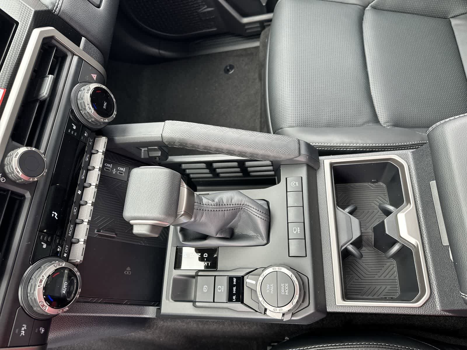 Thumbnail: 2026 Toyota 4Runner - 28