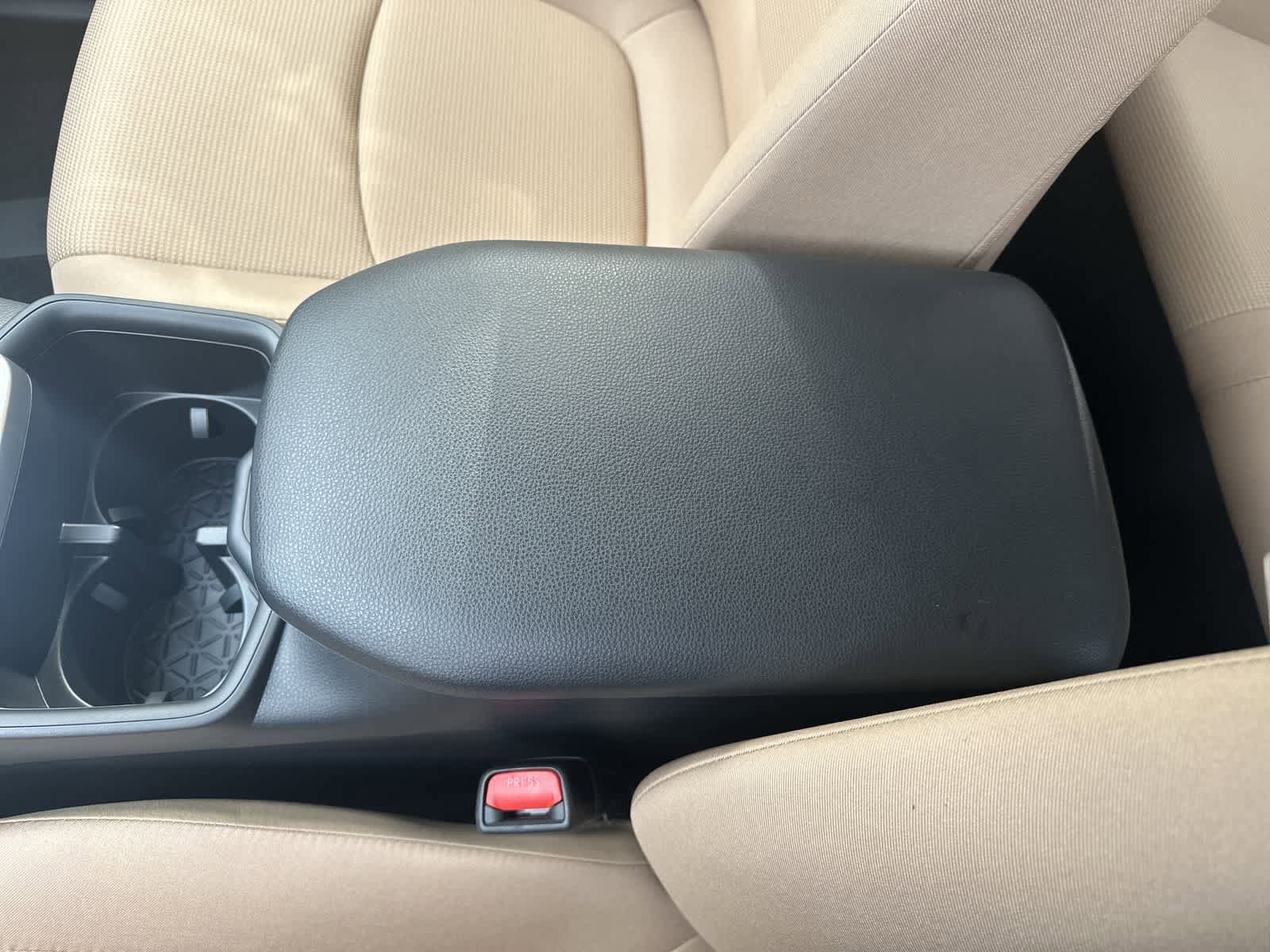 Thumbnail: 2025 Toyota RAV4 - 23