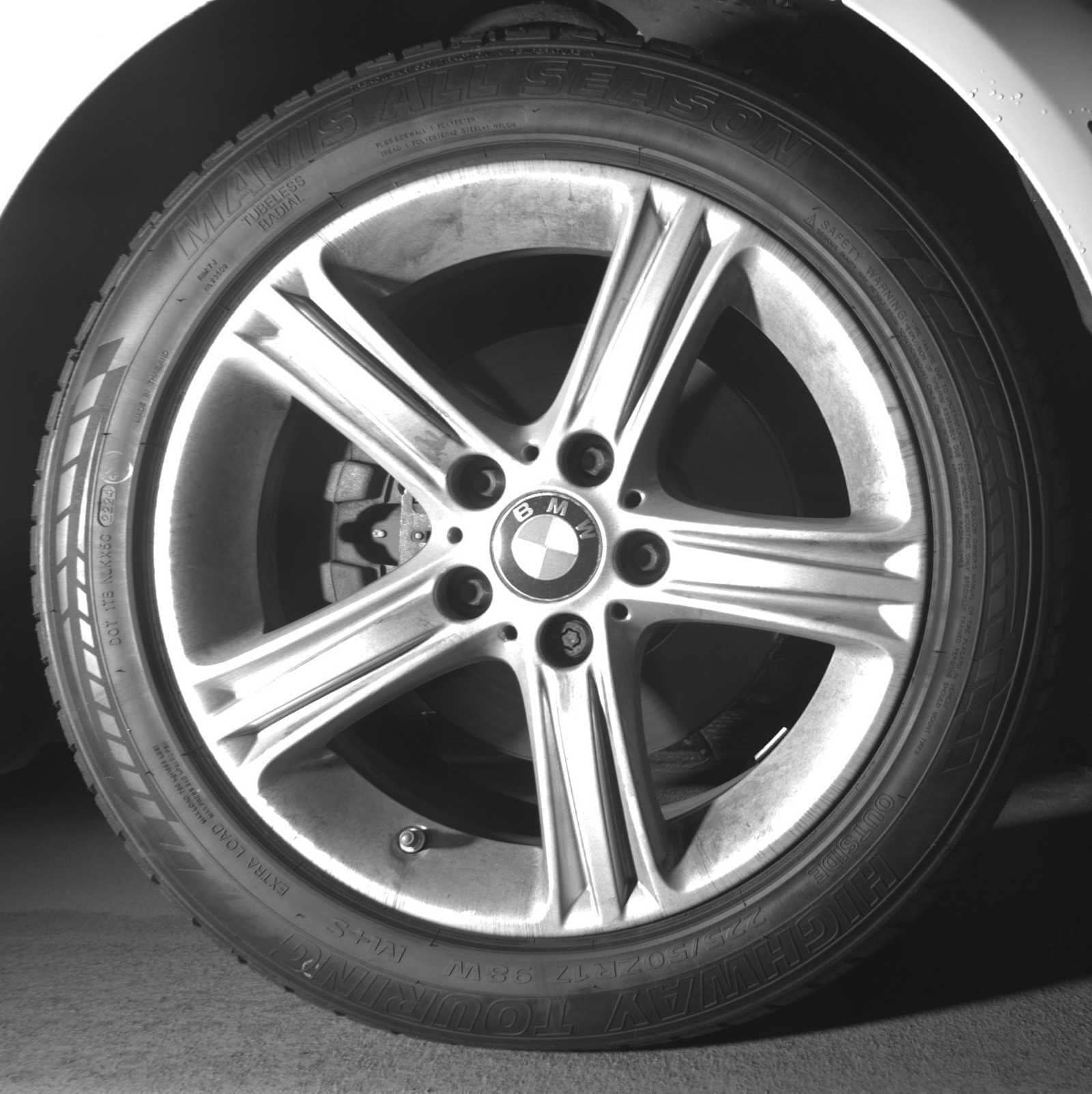 Thumbnail: 2013 BMW 3 Series - 13