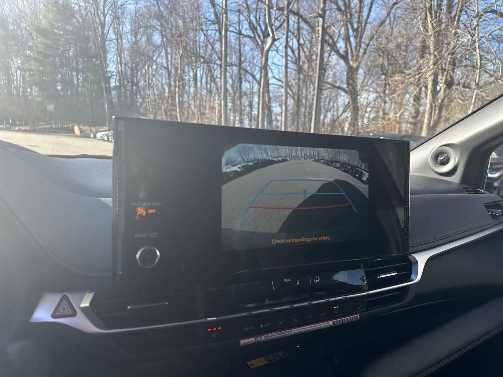 Thumbnail: 2026 Toyota Sienna - 27