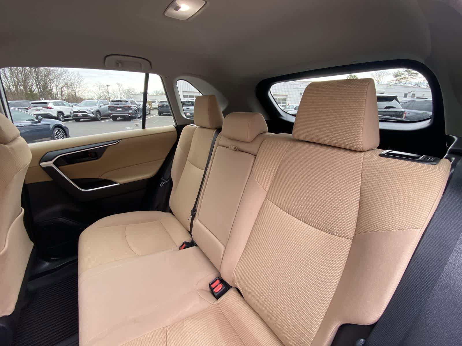 Thumbnail: 2023 Toyota RAV4 - 22