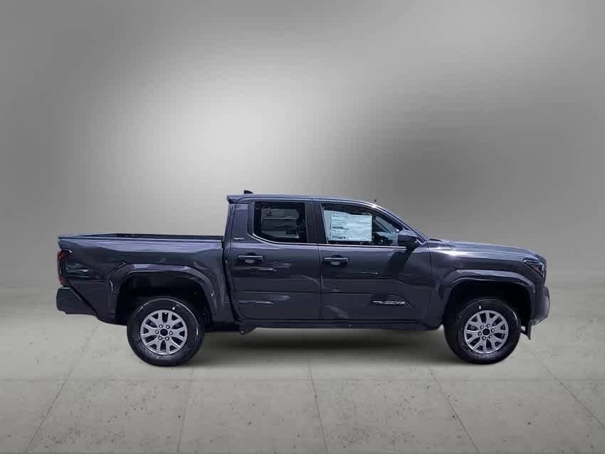 2025 Toyota Tacoma SR5 9