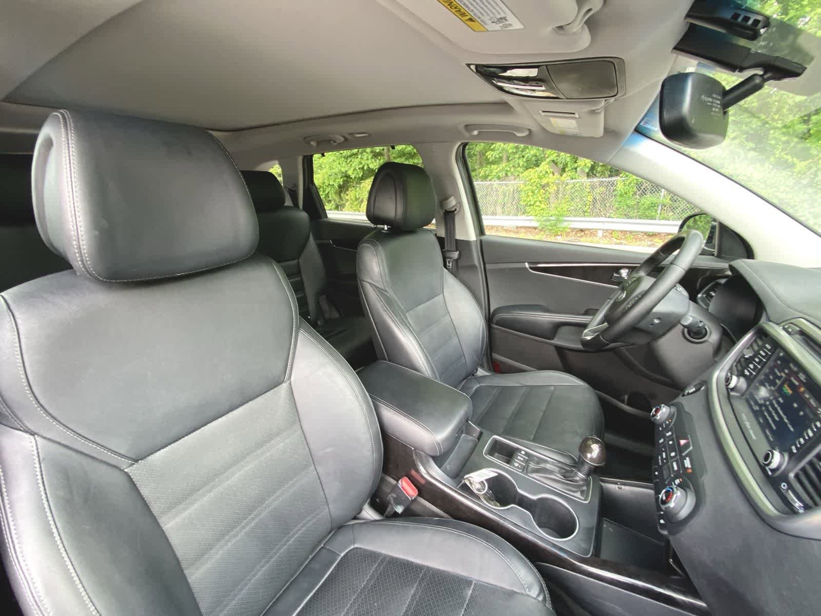 Thumbnail: 2016 Kia Sorento - 22