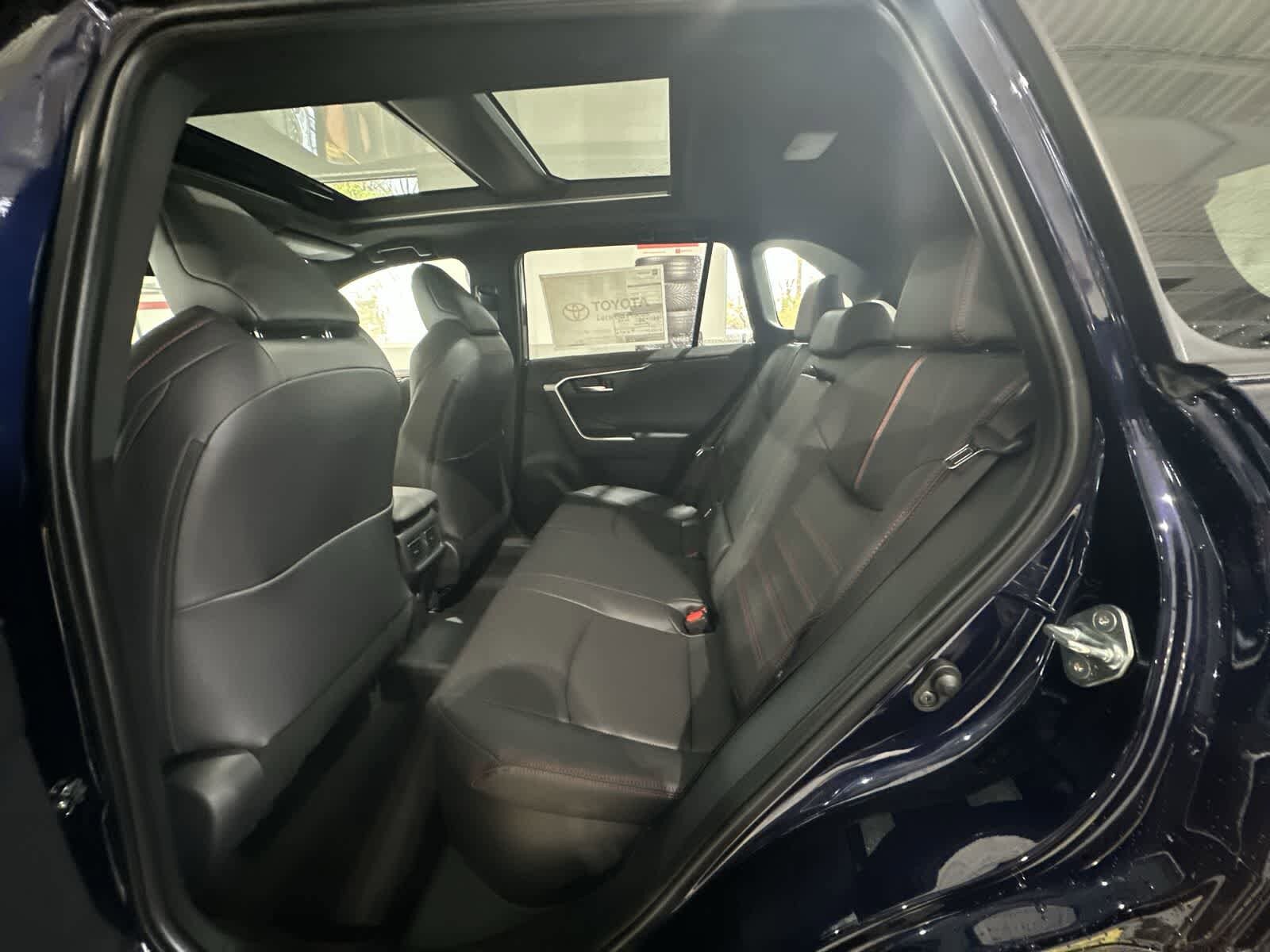 Thumbnail: 2025 Toyota RAV4 - 28