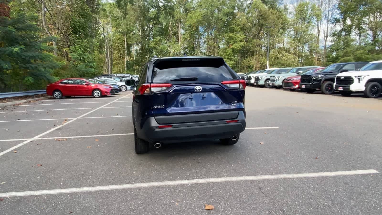 Thumbnail: 2024 Toyota RAV4 - 7