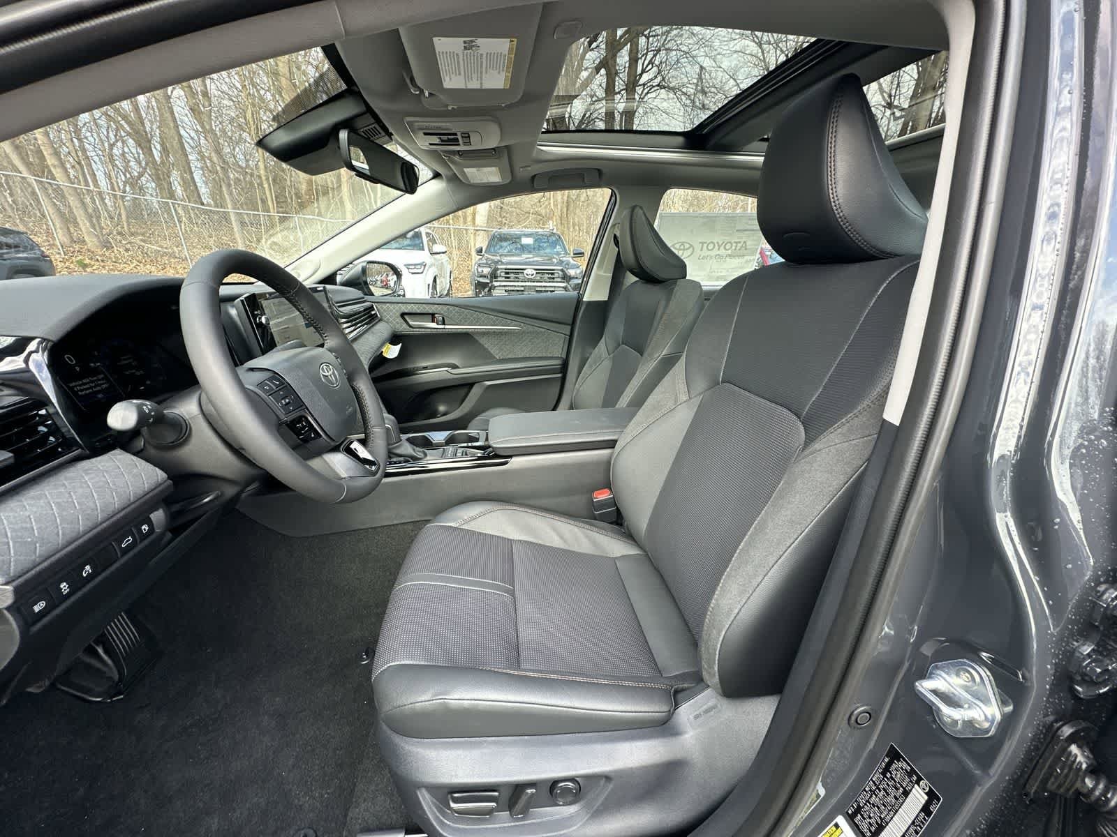 Thumbnail: 2026 Toyota Camry - 33