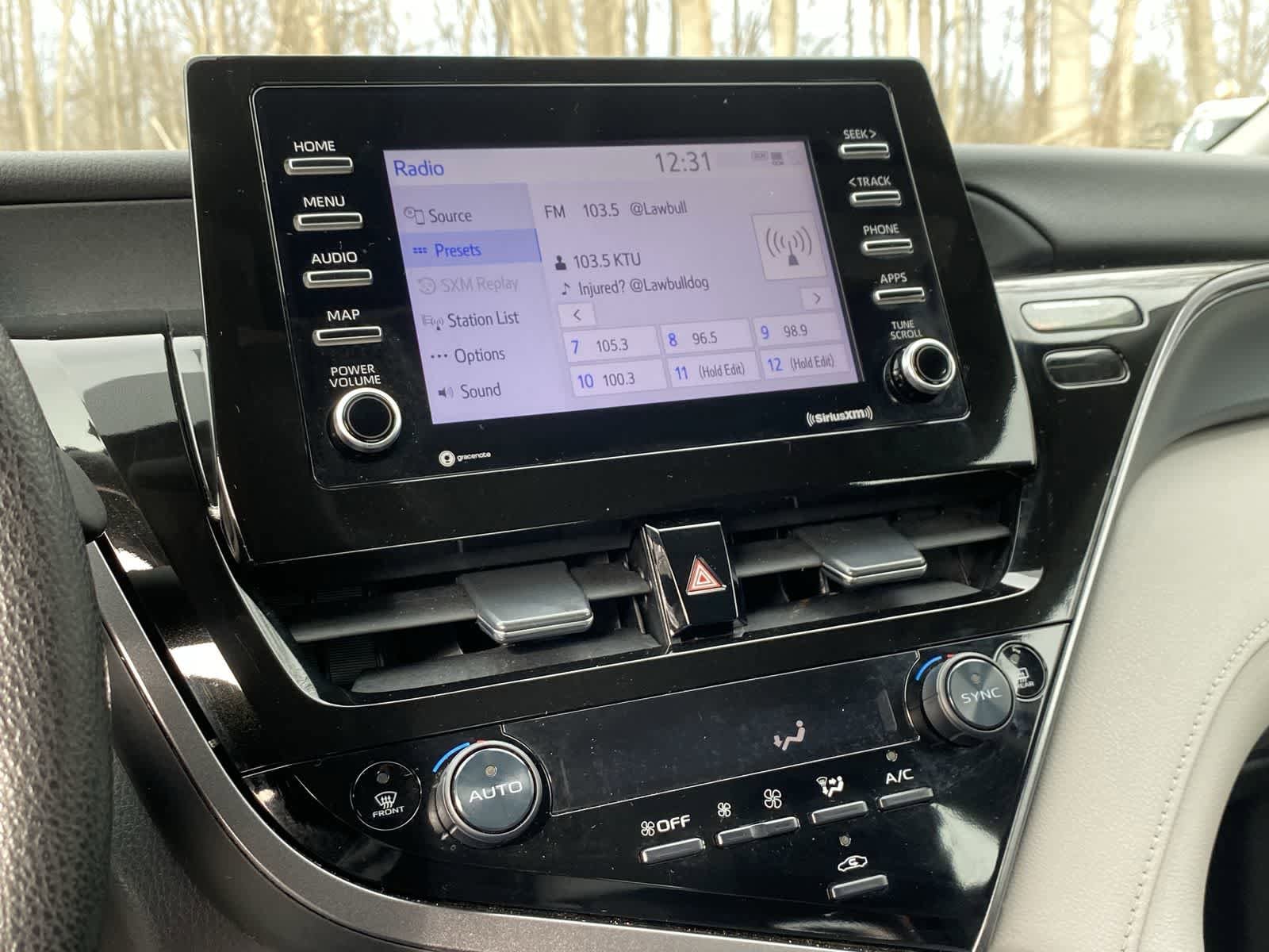 Thumbnail: 2023 Toyota Camry - 33