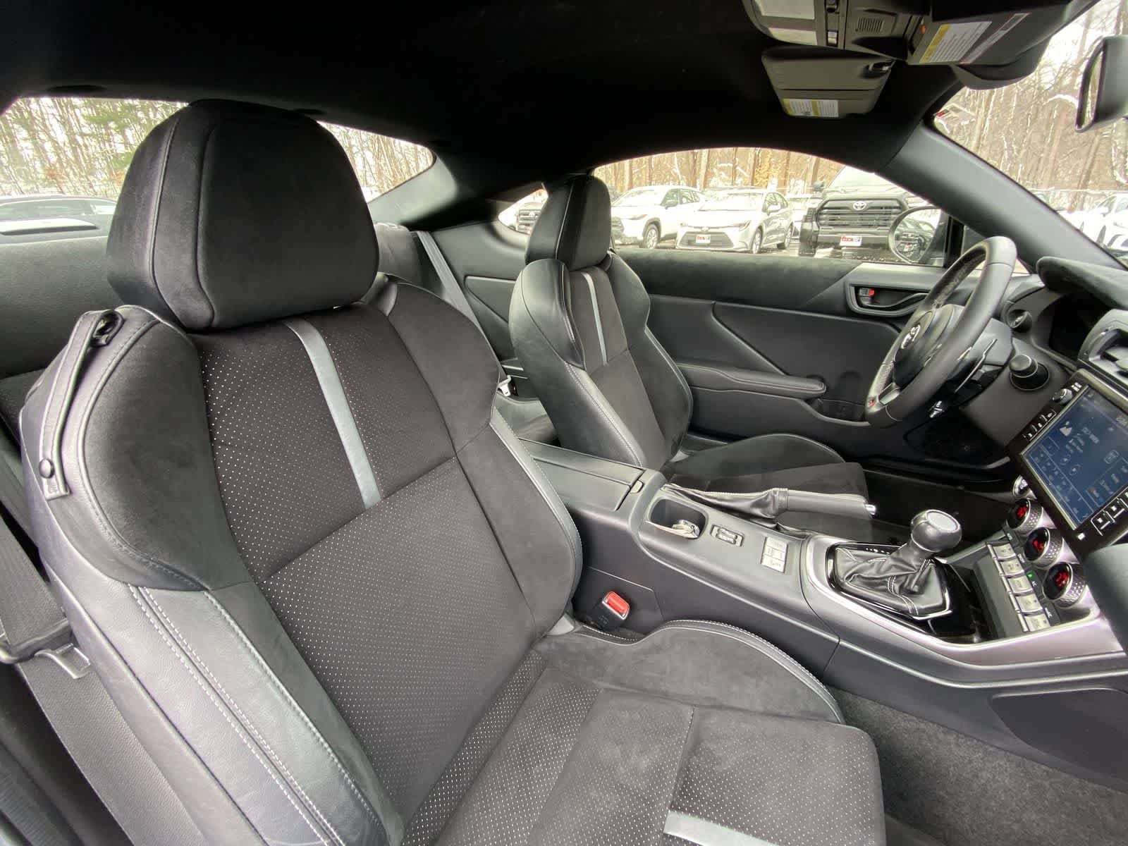 Thumbnail: 2023 Toyota GR86 - 24