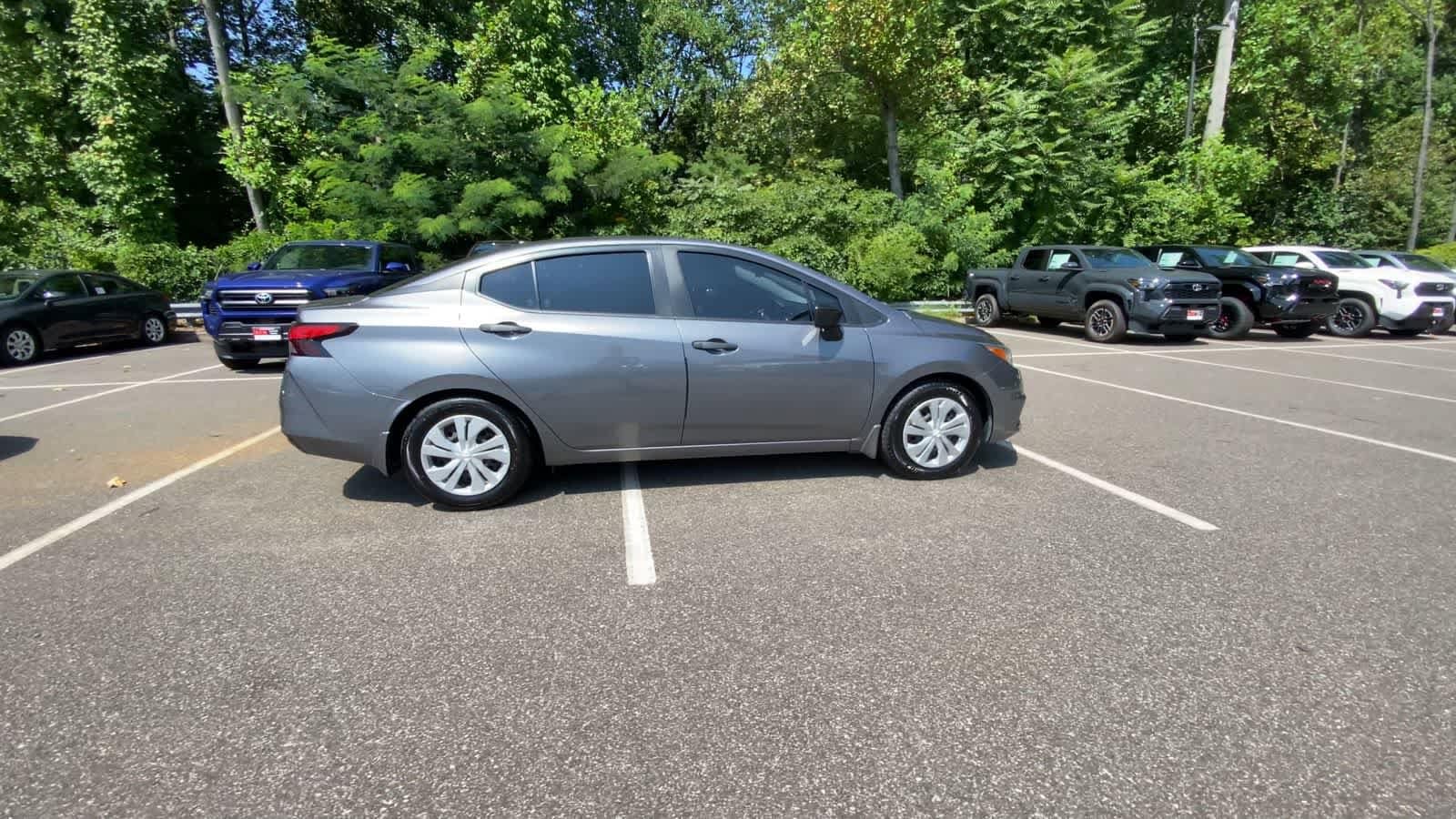 Thumbnail: 2020 Nissan Versa - 9