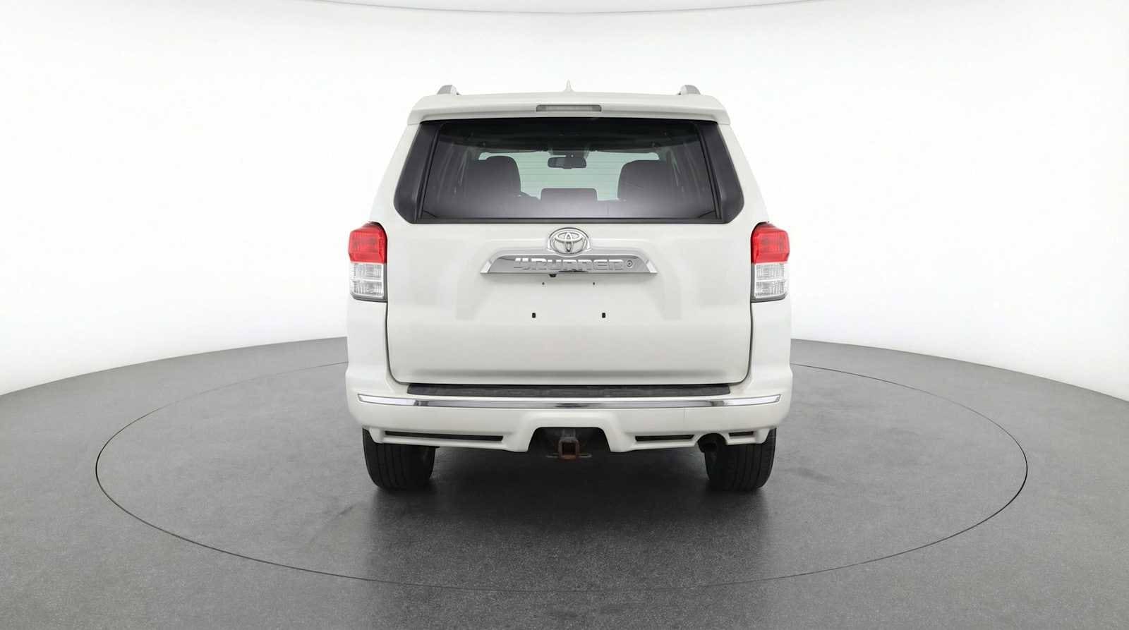 Thumbnail: 2010 Toyota 4Runner - 8