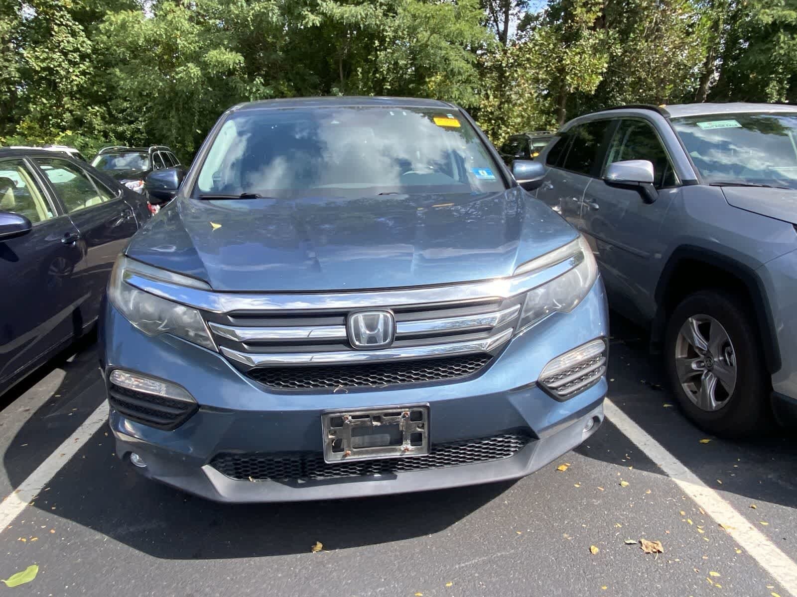 Thumbnail: 2016 Honda Pilot - 2