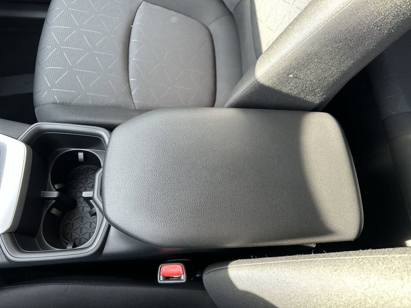 Thumbnail: 2025 Toyota RAV4 - 29