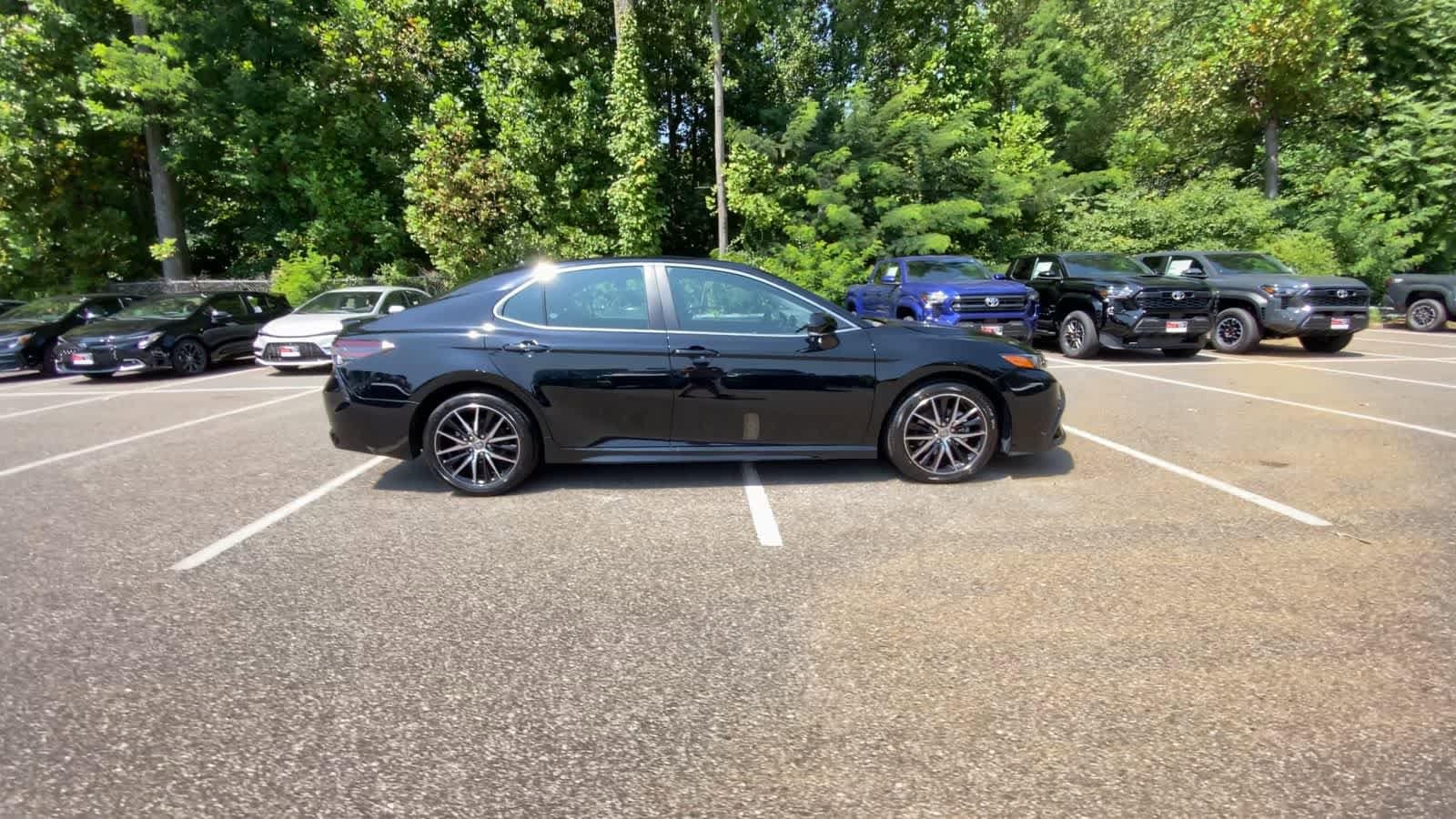 Thumbnail: 2024 Toyota Camry - 9