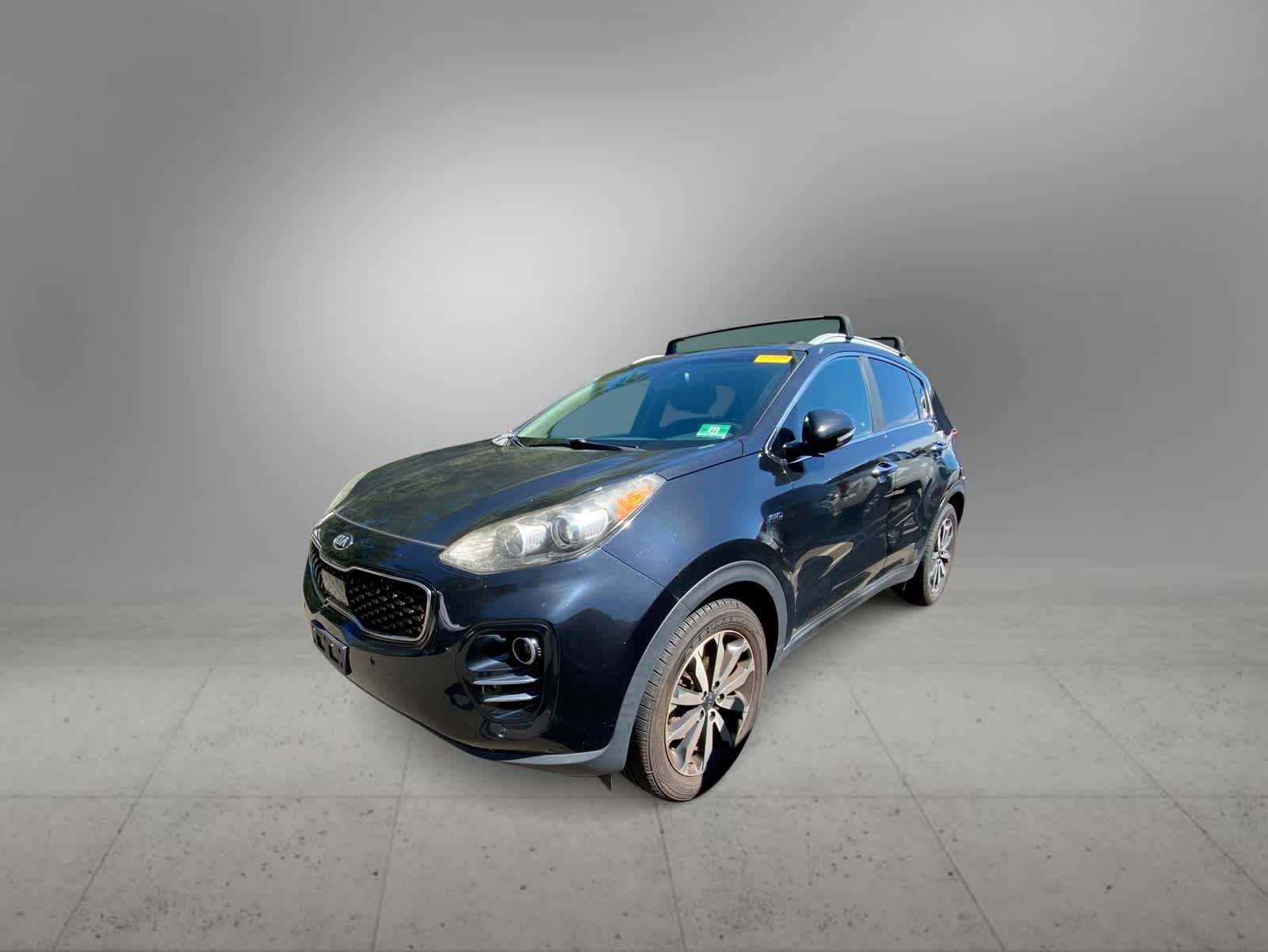Thumbnail: 2017 Kia Sportage - 1