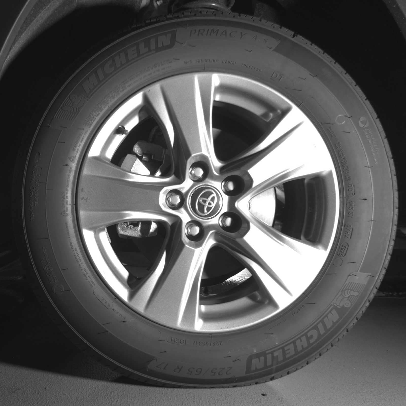 Thumbnail: 2025 Toyota RAV4 - 23