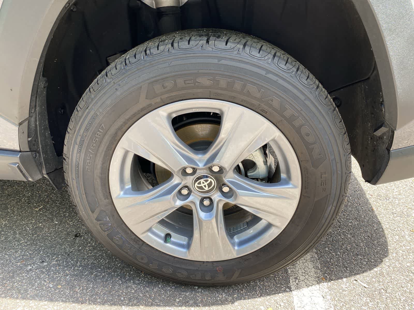 Thumbnail: 2025 Toyota RAV4 - 15