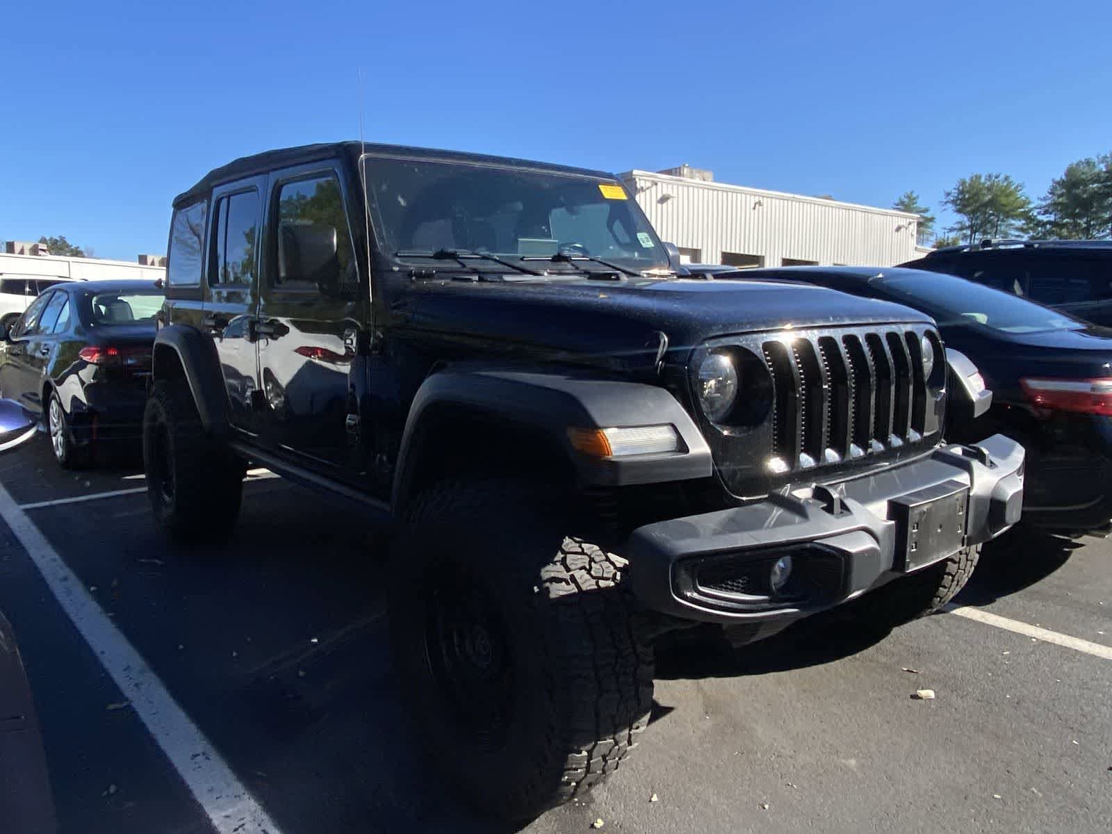 Thumbnail: 2022 Jeep Wrangler - 3