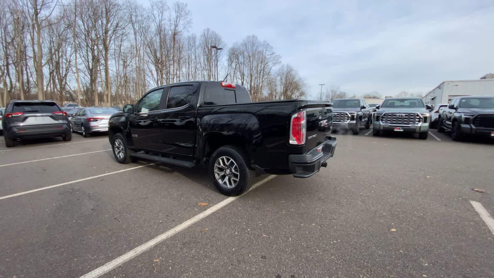 Thumbnail: 2017 GMC Canyon - 12