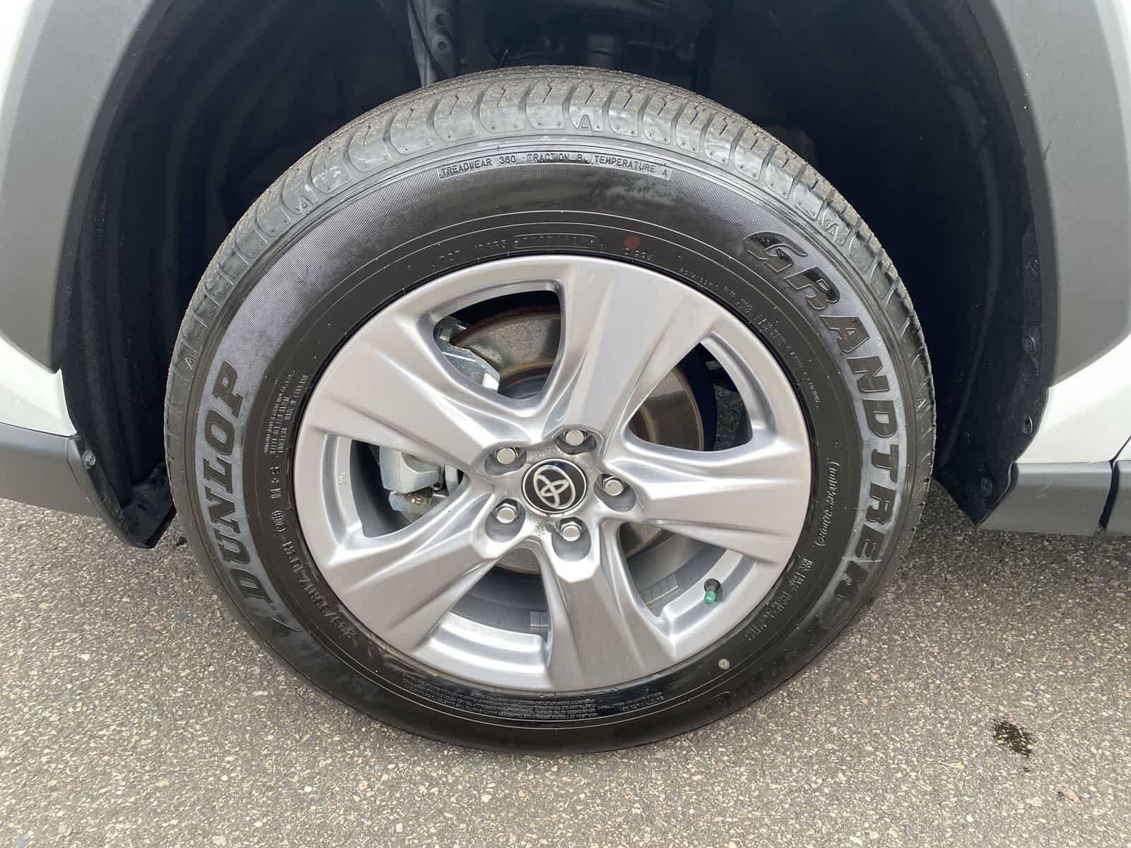 Thumbnail: 2025 Toyota RAV4 - 14