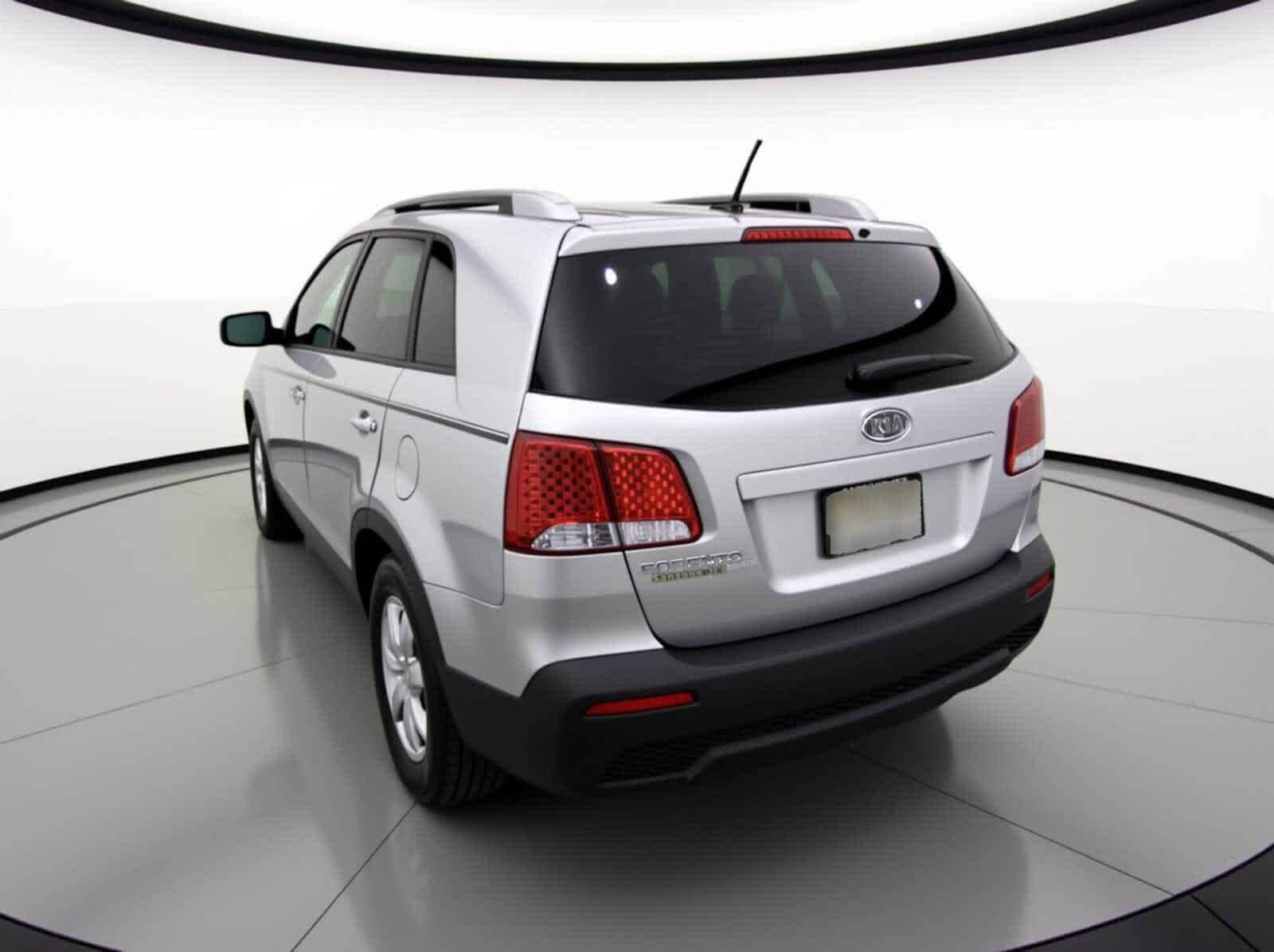 Thumbnail: 2013 Kia Sorento - 6