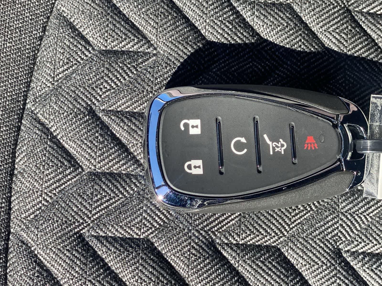 Thumbnail: 2022 Chevrolet Equinox - 31