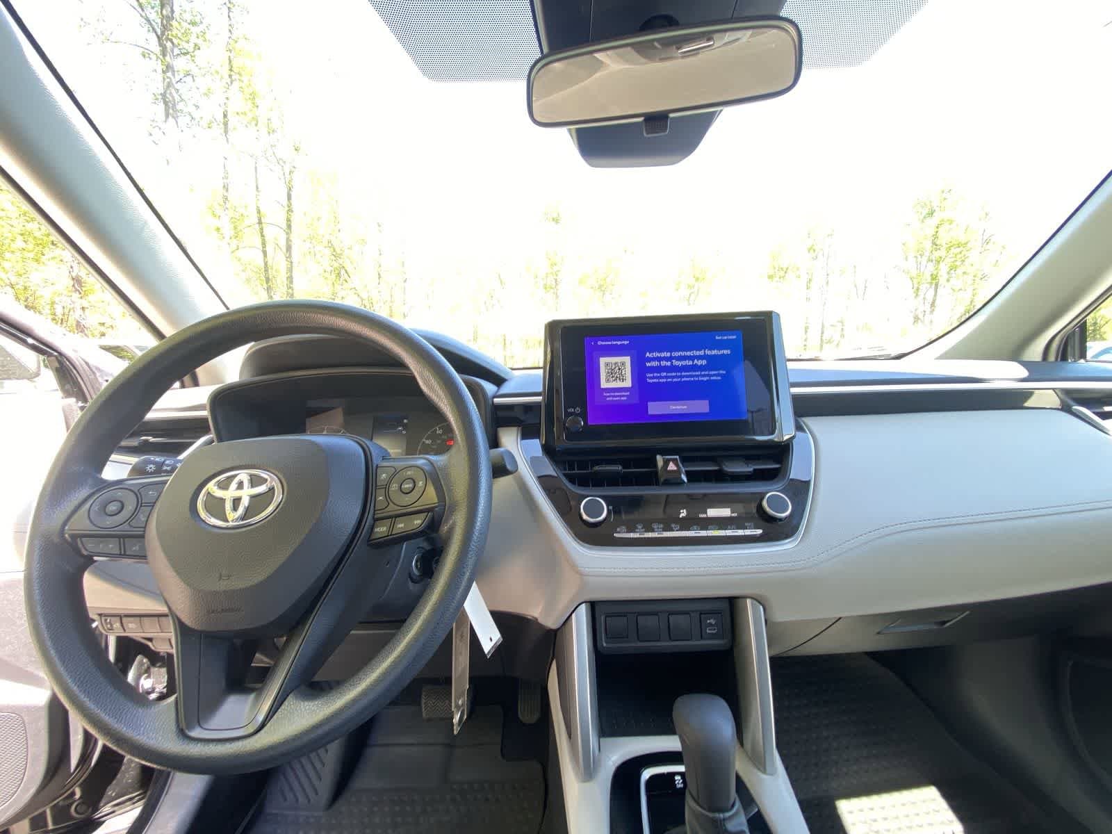 Thumbnail: 2023 Toyota Corolla Cross - 19