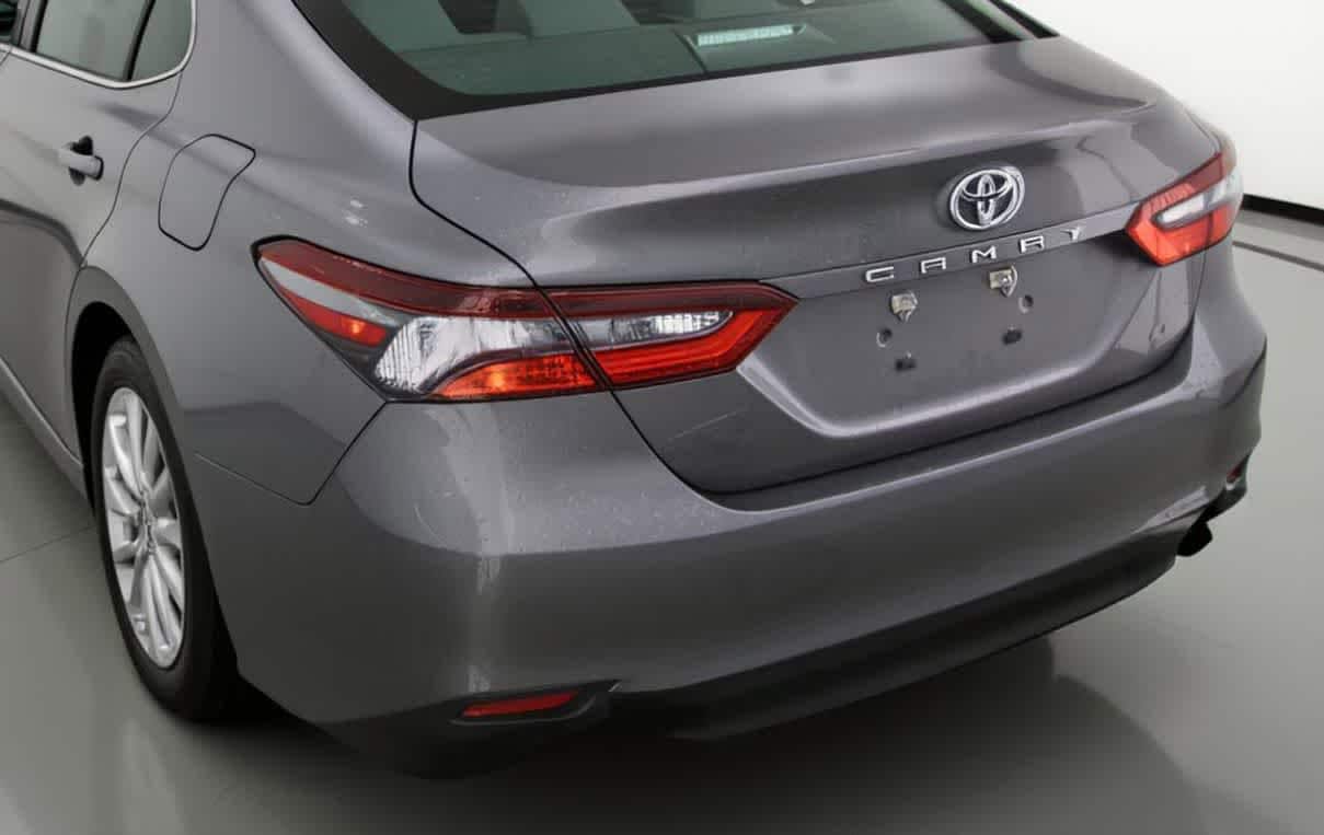 Thumbnail: 2023 Toyota Camry - 6