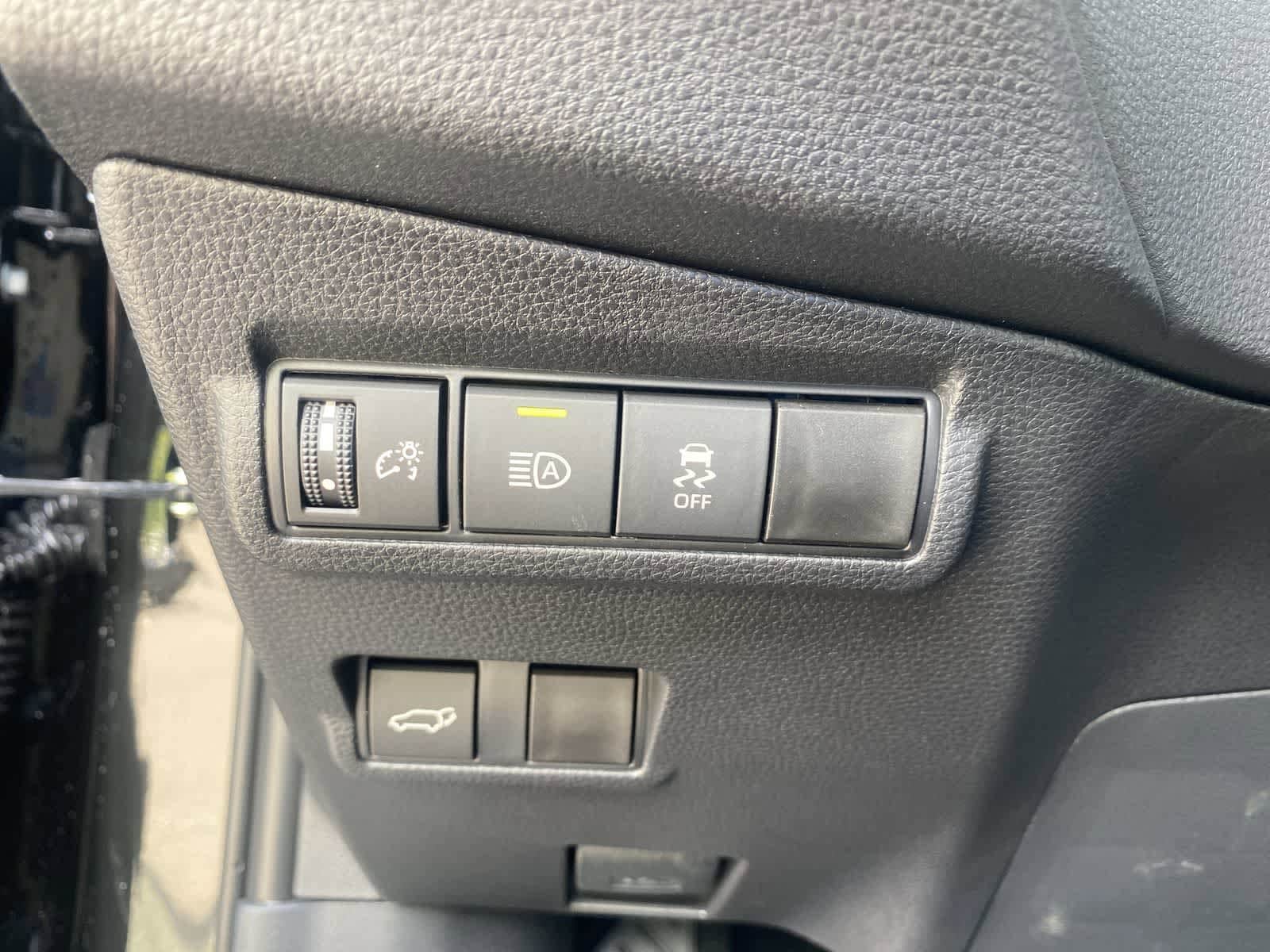 Thumbnail: 2026 Toyota Corolla Cross - 19