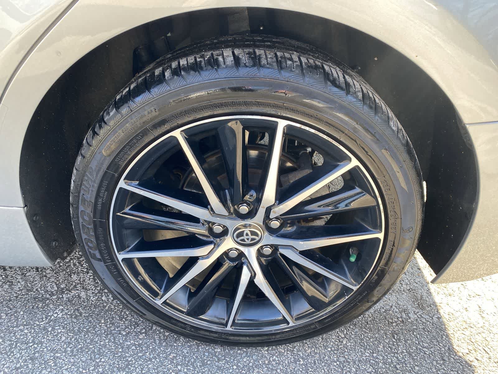 Thumbnail: 2023 Toyota Camry - 20