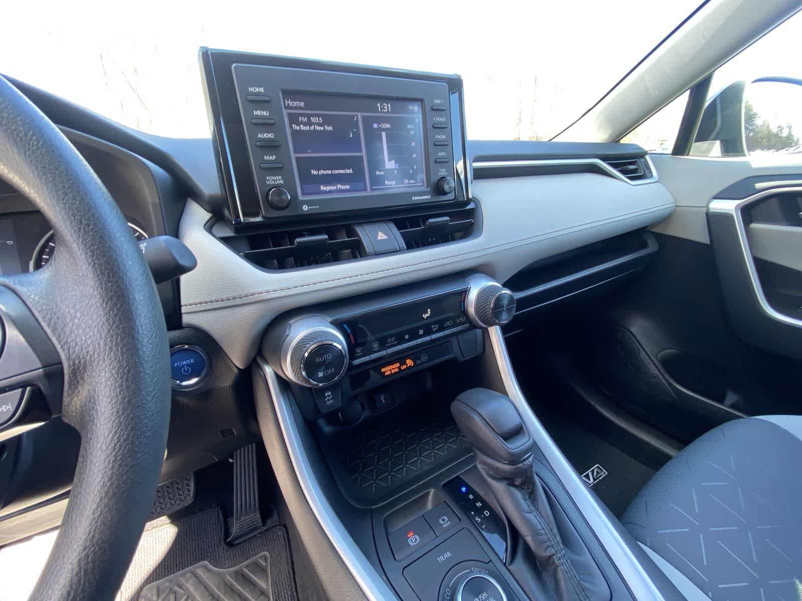 Thumbnail: 2021 Toyota RAV4 - 23