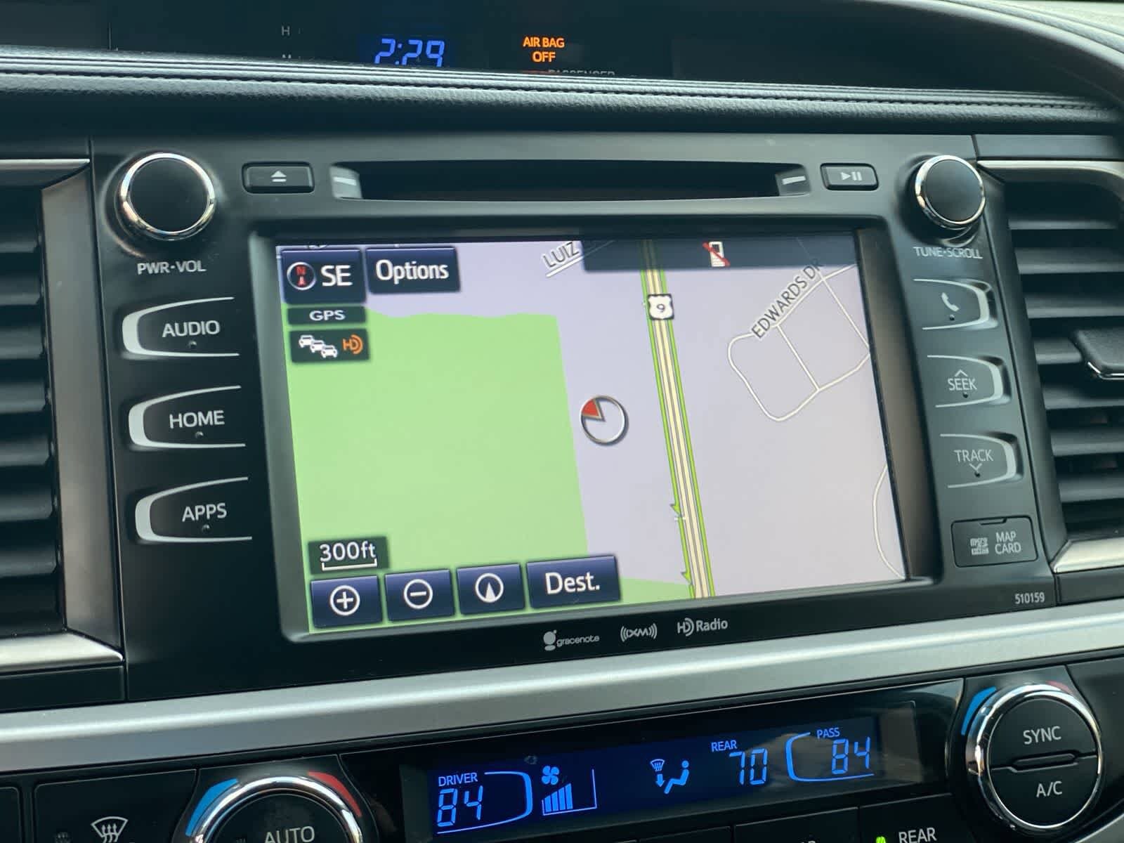 Thumbnail: 2016 Toyota Highlander - 35